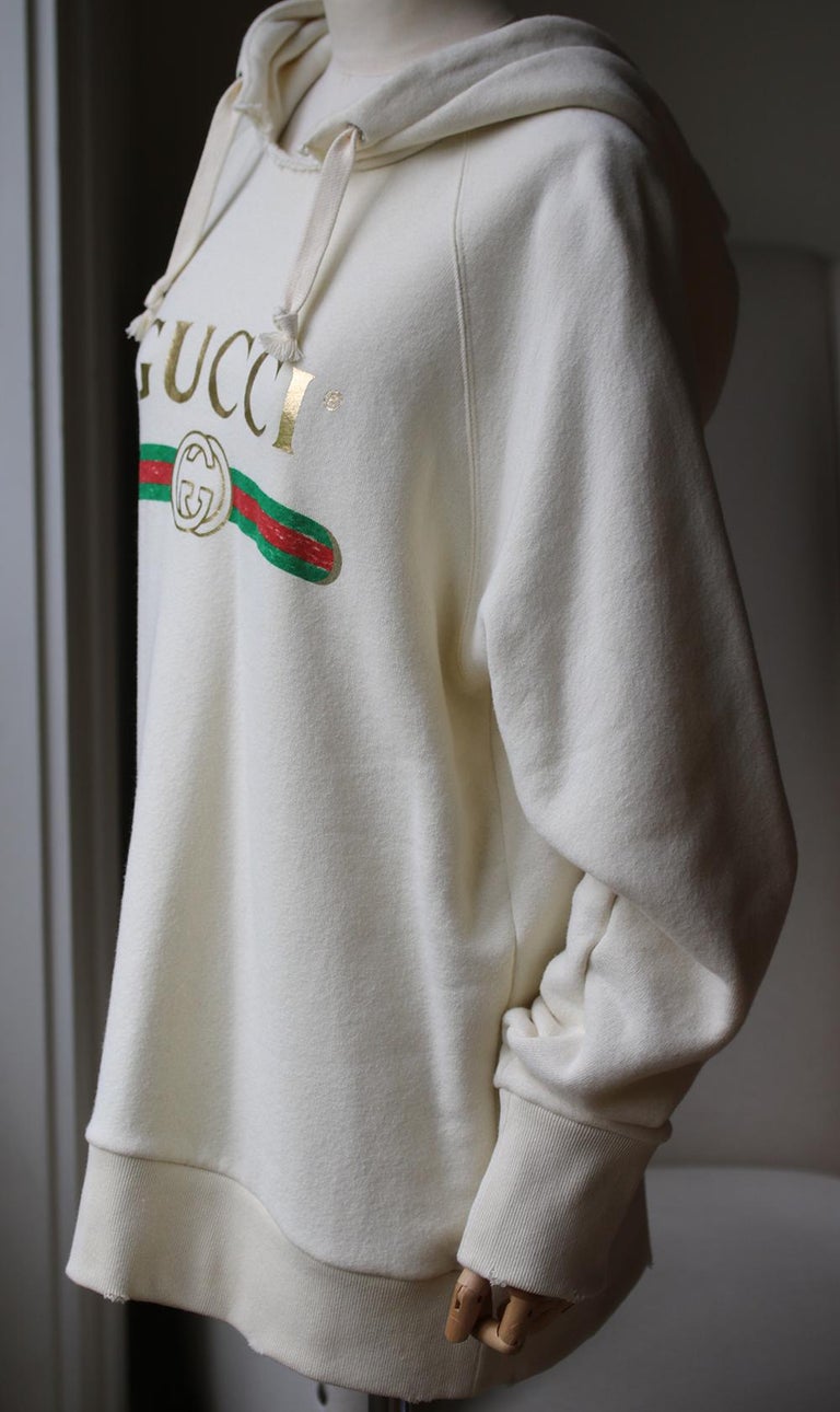 Gucci Oversized Embroidered Hooded Sweatshirt at 1stDibs | gucci crewneck,  oversized gucci sweatshirt