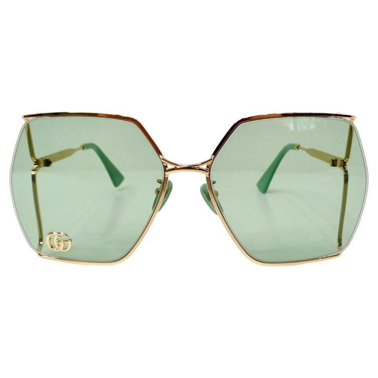 Gucci Oversized Green With Gold-Tone Metal Frame GG Logo  display picture 3