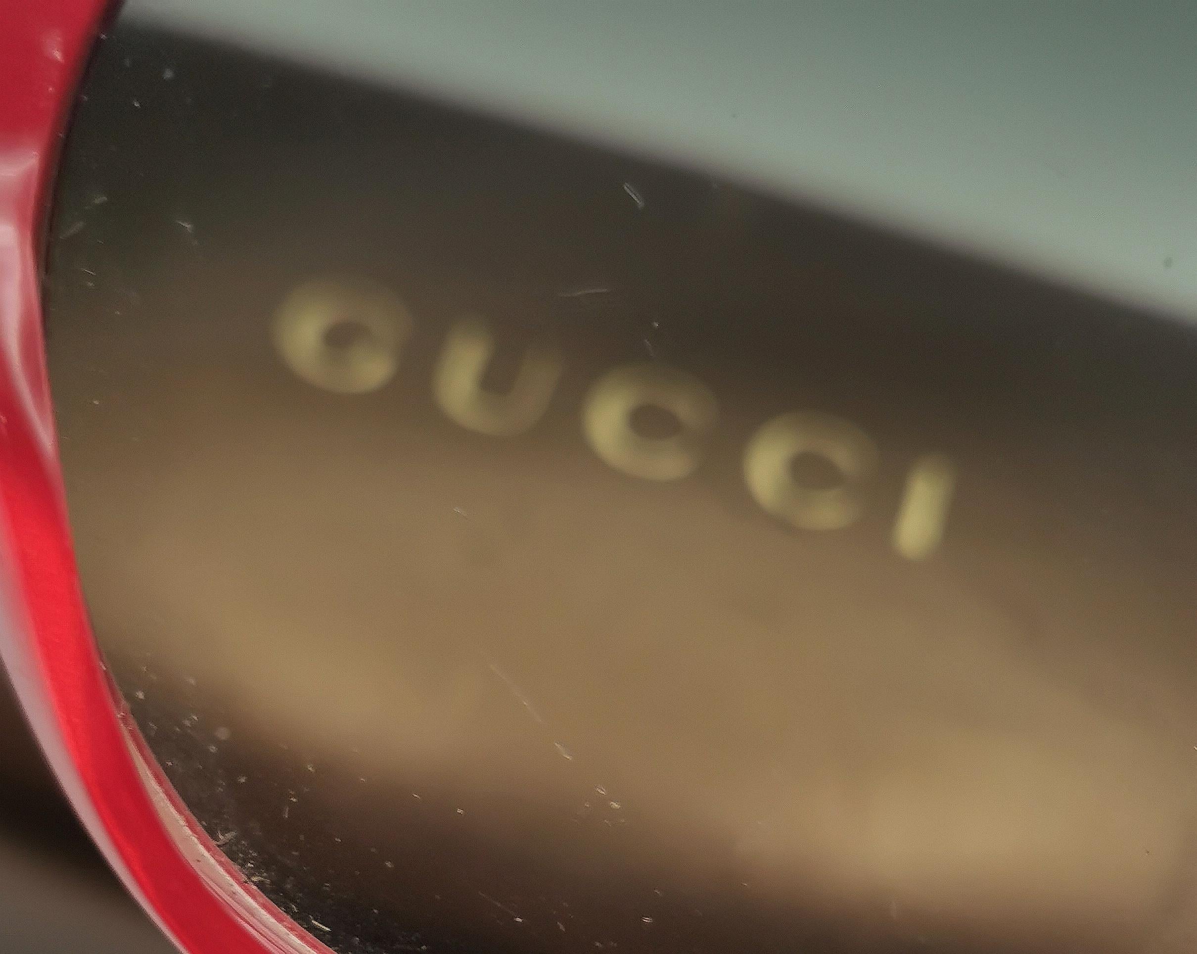 Lunettes de soleil surdimensionnées Gucci, rouge et or. Abeille 14