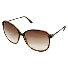 Gucci Oversized Tortoise Gradient Tinted Lens Butterfly Frame Sunglasses