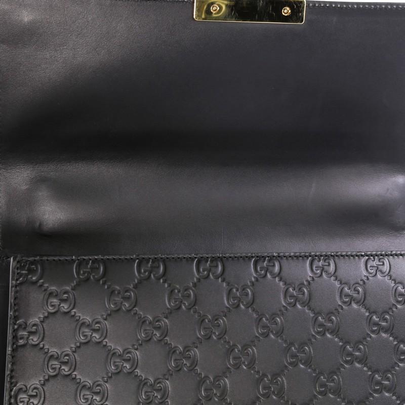 Gucci Padlock Shoulder Bag Guccissima Leather Medium In Good Condition In NY, NY