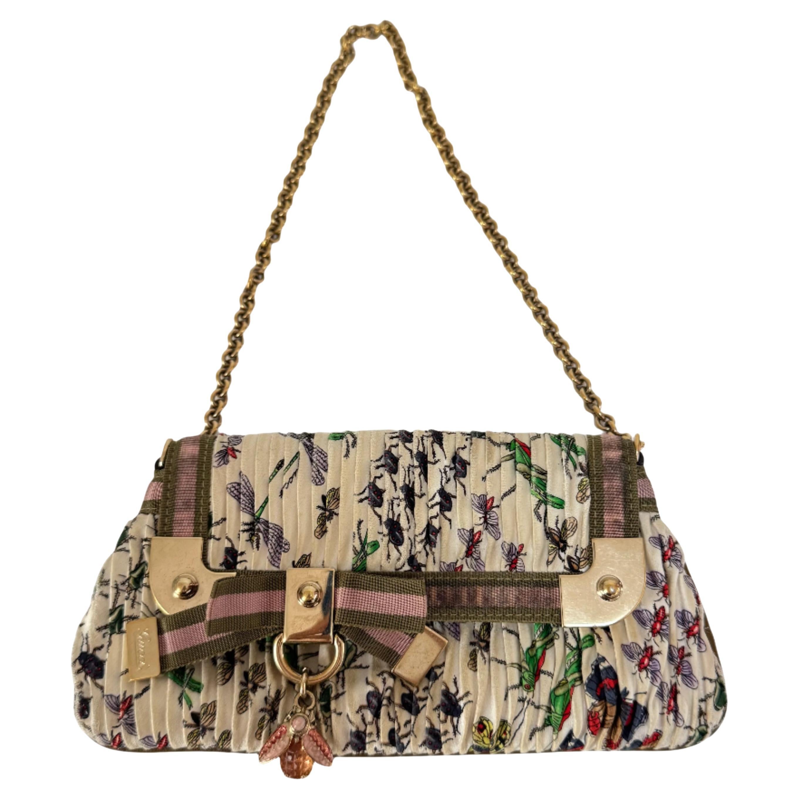 Gucci Padlock Silk Chain Shoulder Bag White Floral with Bee Charm For Sale