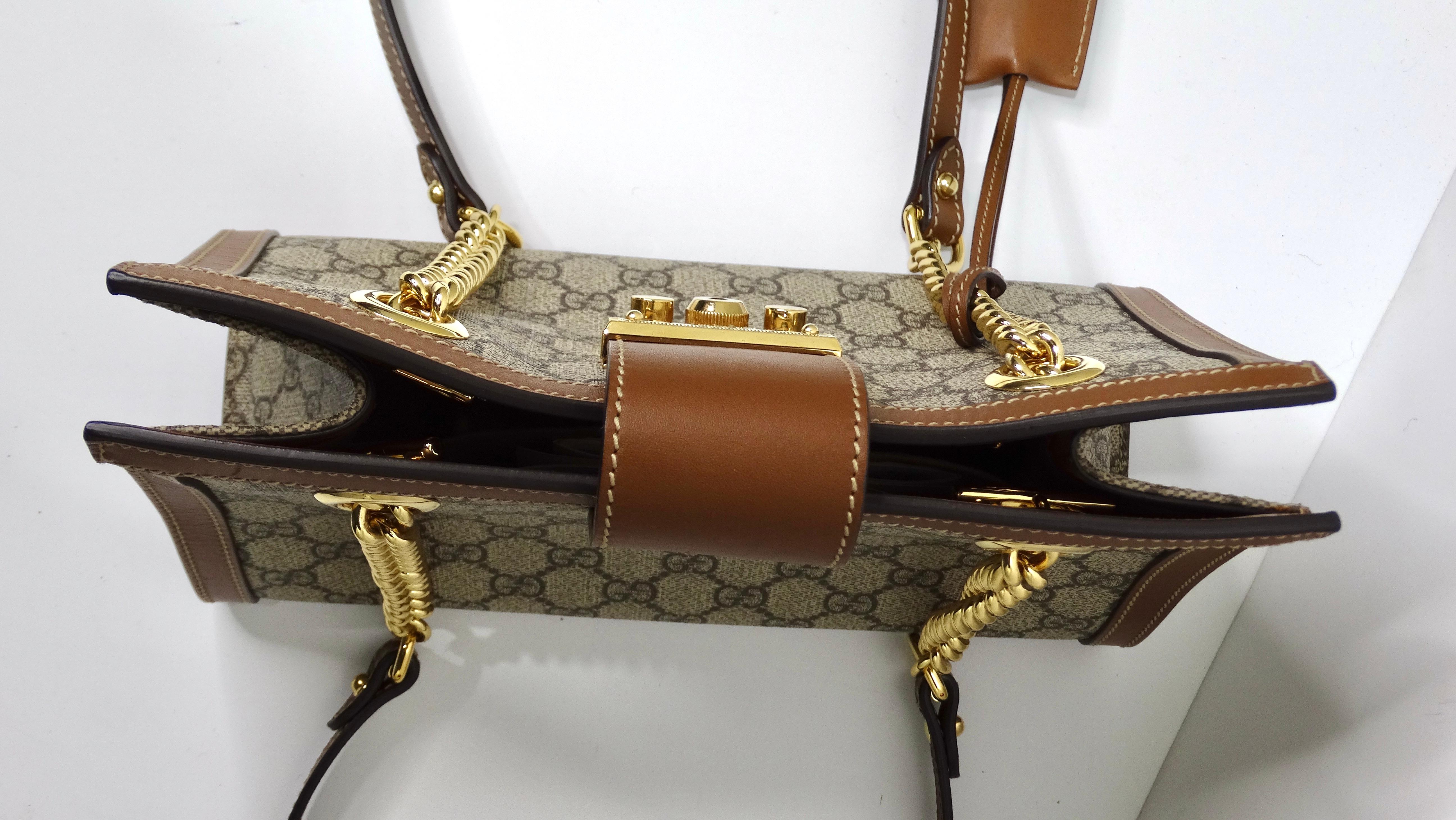 Gucci Padlock Small GG Shoulder Bag In Excellent Condition In Scottsdale, AZ