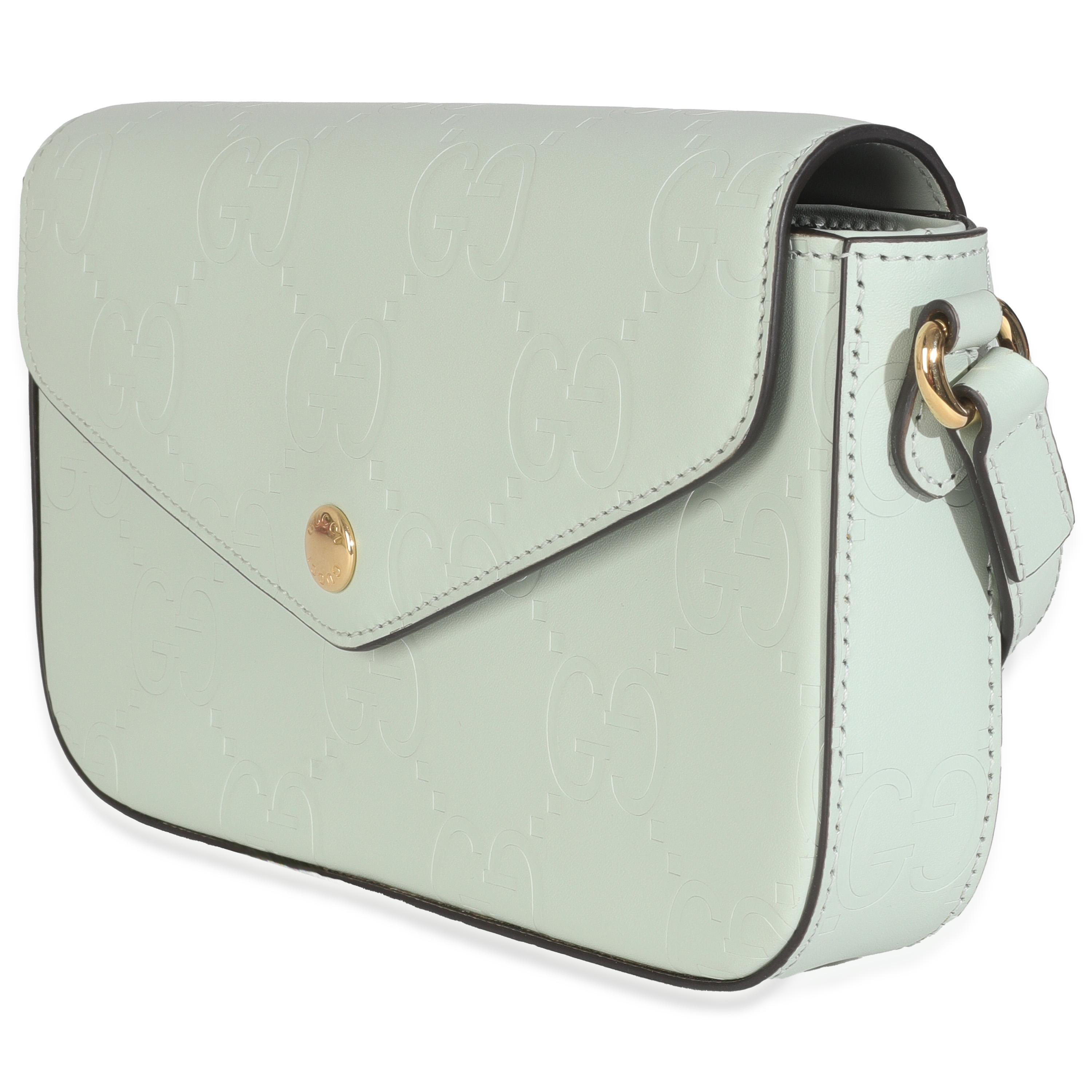 Gucci Borsa a tracolla GG Super Mini in pelle di vitello verde pallido In condizioni ottime in vendita a New York, NY