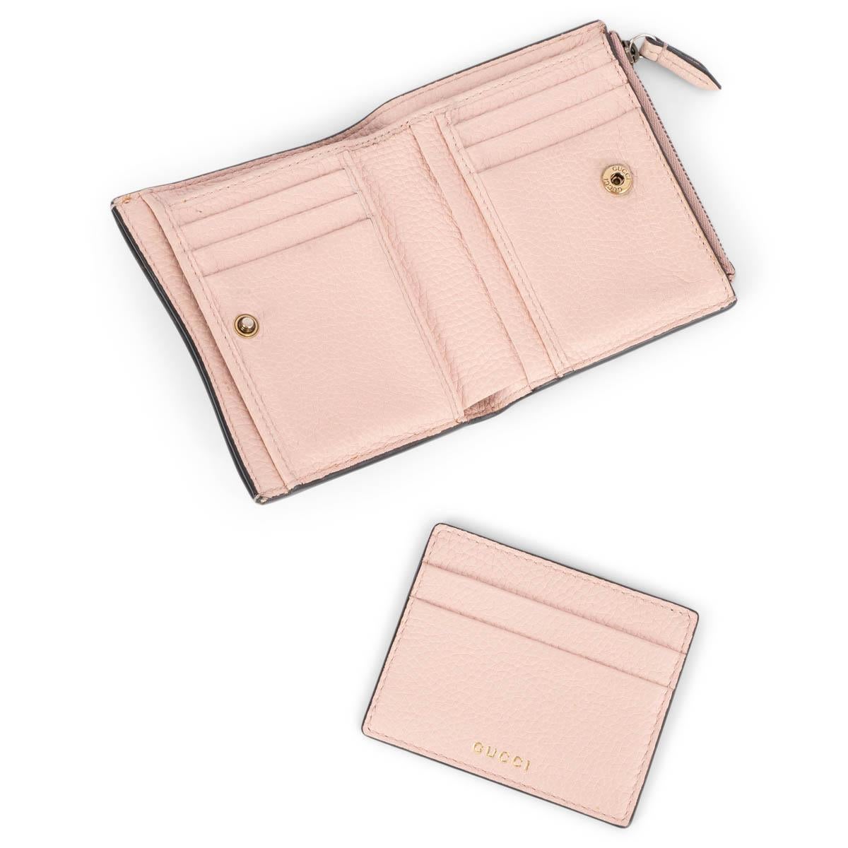 GUCCI pale pink leather BLIND FOR LOVE Small Wallet In Fair Condition For Sale In Zürich, CH