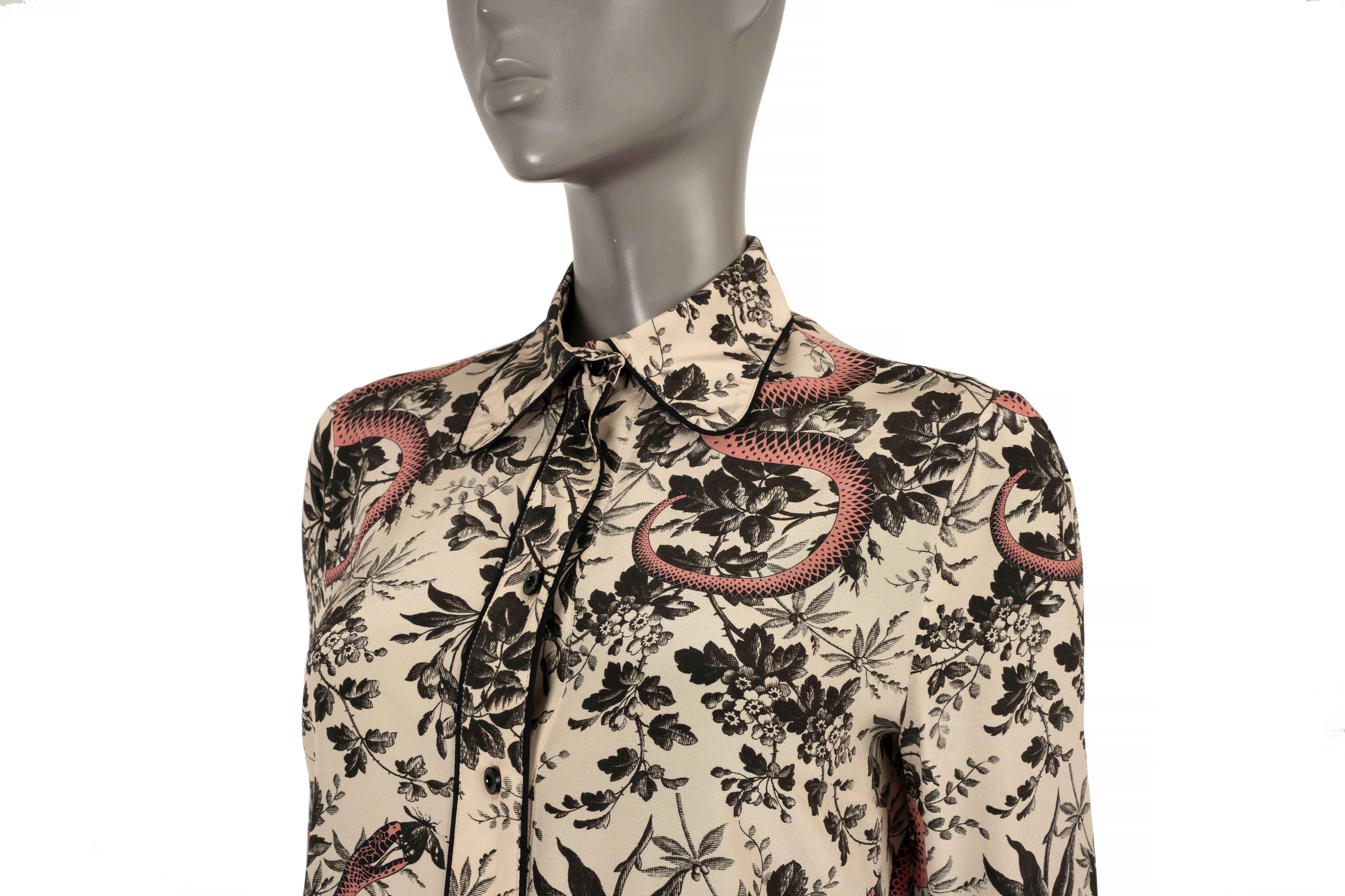 GUCCI pale pink silk 2016 HERBARIUM SNAKE Blouse Shirt 40 S For Sale 1