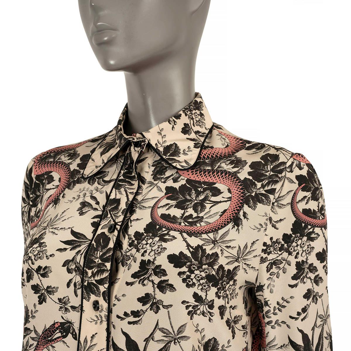 GUCCI pale pink silk 2016 HERBARIUM SNAKE Blouse Shirt 40 S For Sale 2