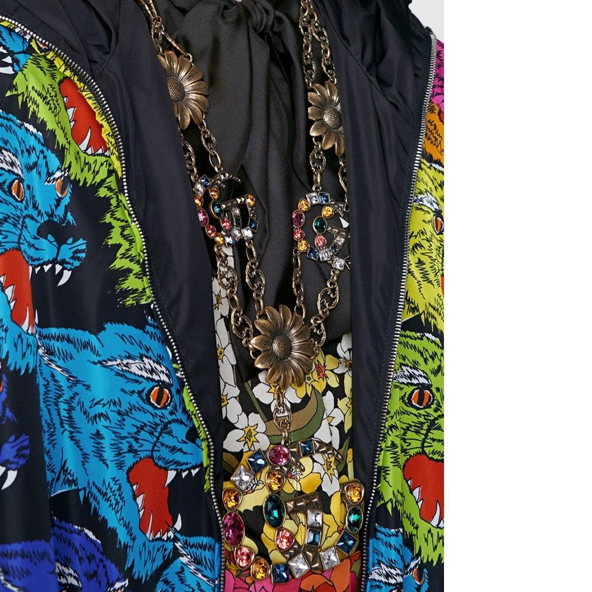 Gucci Nylonjacke mit Pantherfront IT42 im Zustand „Neu“ im Angebot in Brossard, QC