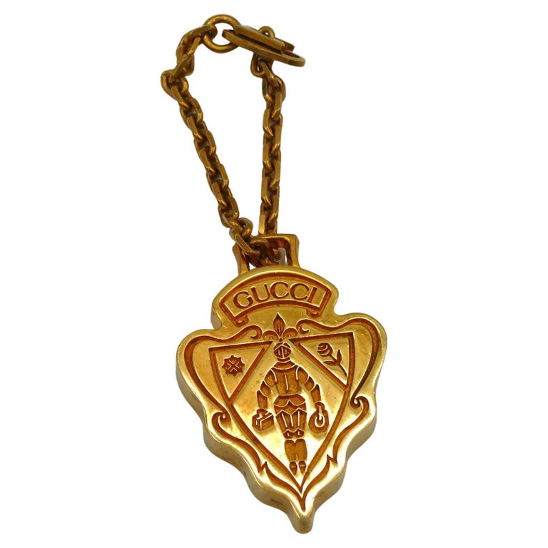 GUCCI Parfums Nobile Vintage Gold Tone Crest Accessory For Sale at 