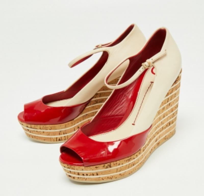 Gucci Patent Leather Colorblock Platform Wedge Mary Jane Peep Toe Pumps Size 38 For Sale 3