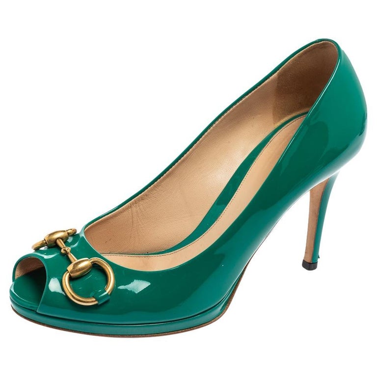 Gucci Patent Leather New Hollywood Horsebit Peep Toe Platform Pumps Size  37.5 For Sale at 1stDibs