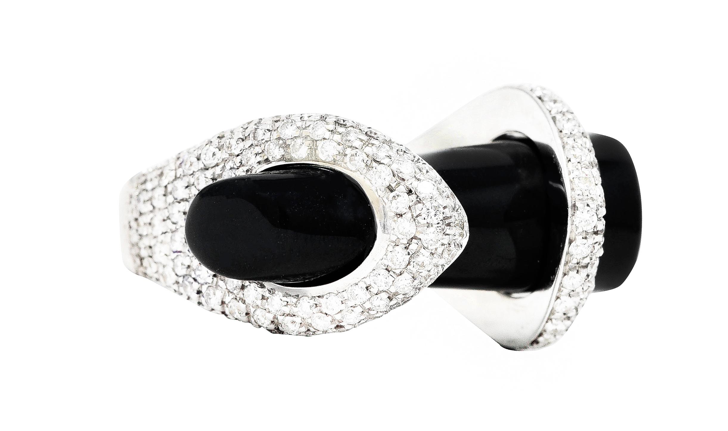 Contemporary Gucci Pavé Diamond Carved Onyx 18 Karat White Gold Vintage Horsebit Ring