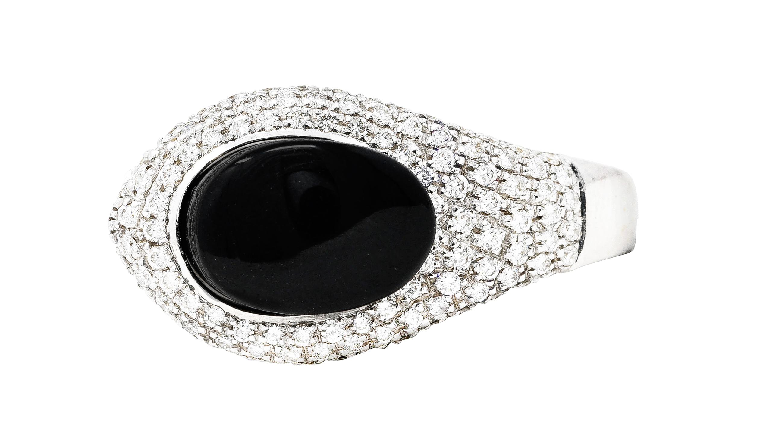 Women's or Men's Gucci Pavé Diamond Carved Onyx 18 Karat White Gold Vintage Horsebit Ring