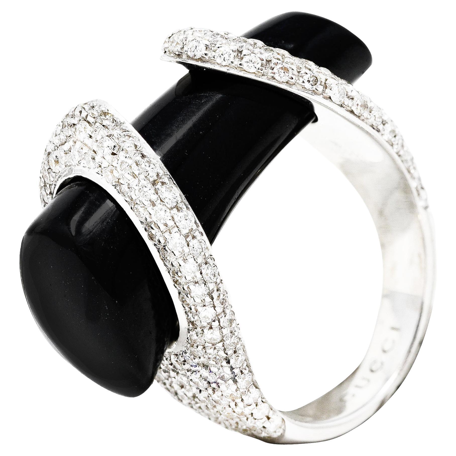Gucci Pavé Diamond Carved Onyx 18 Karat White Gold Vintage Horsebit Ring