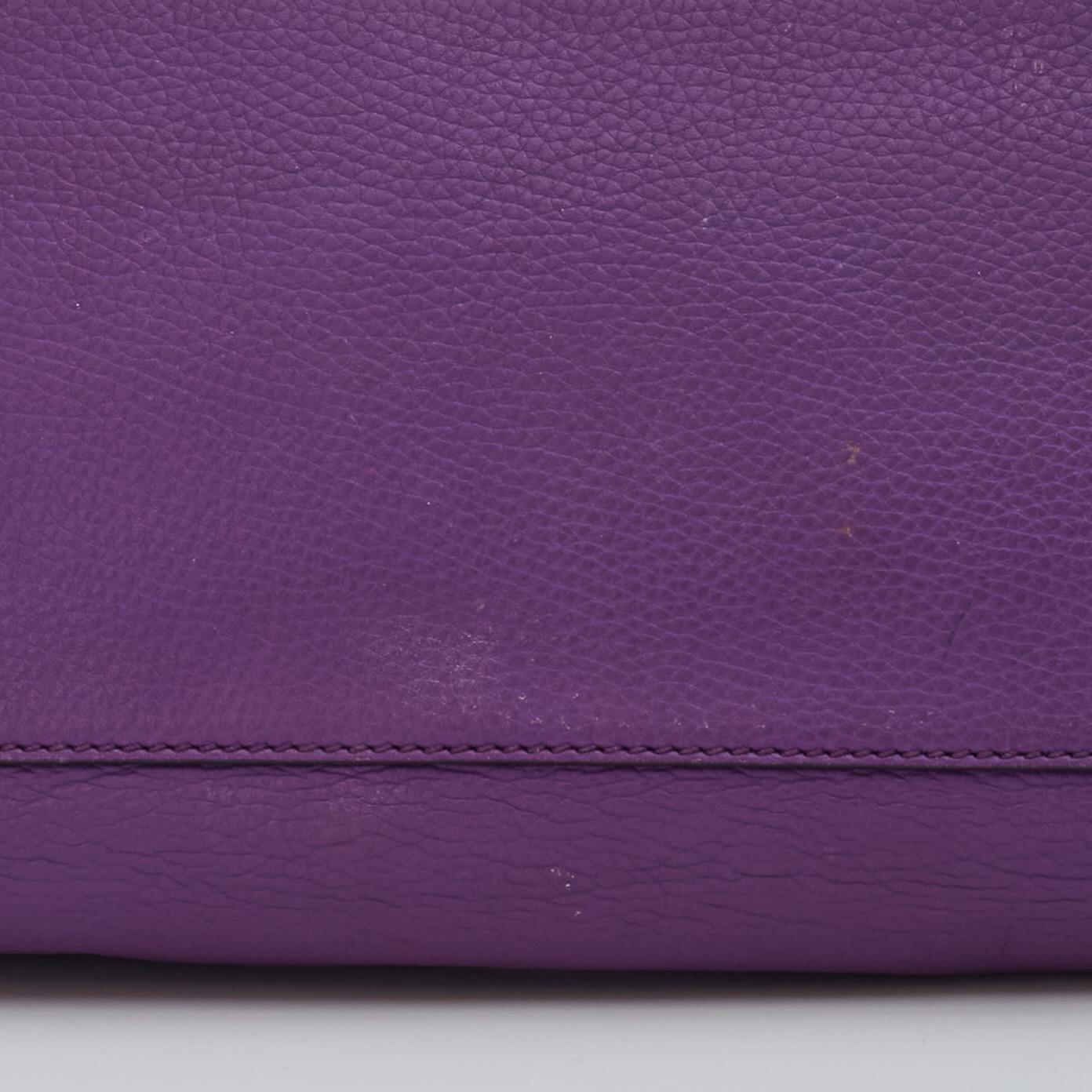 Gucci Pebbled Calfskin Purple Soho Chain Shoulder Bag Medium For Sale 8