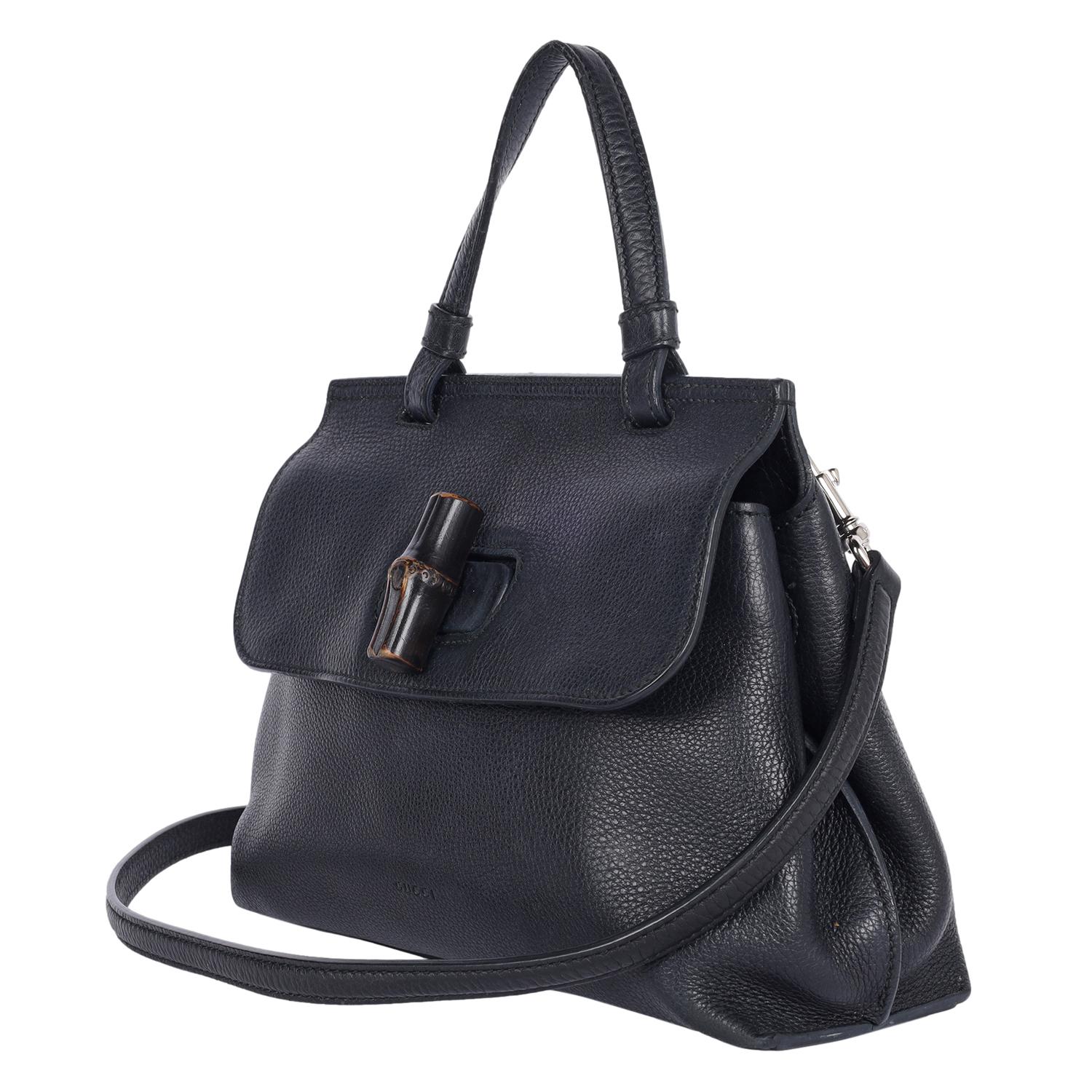 Bolso de asa superior Gucci Pebbled Calfskin Large Bamboo Daily Negro en venta 1