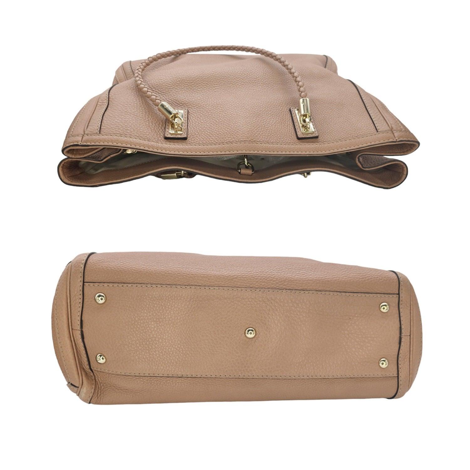 Gucci Bella Fourre-tout moyen en veau grainé Bon état - En vente à Scottsdale, AZ