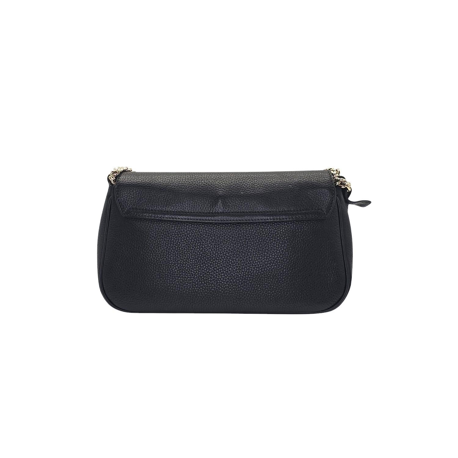 Bolso crossbody mediano con solapa Soho de piel de becerro granulada Gucci en Bueno estado para la venta en Scottsdale, AZ