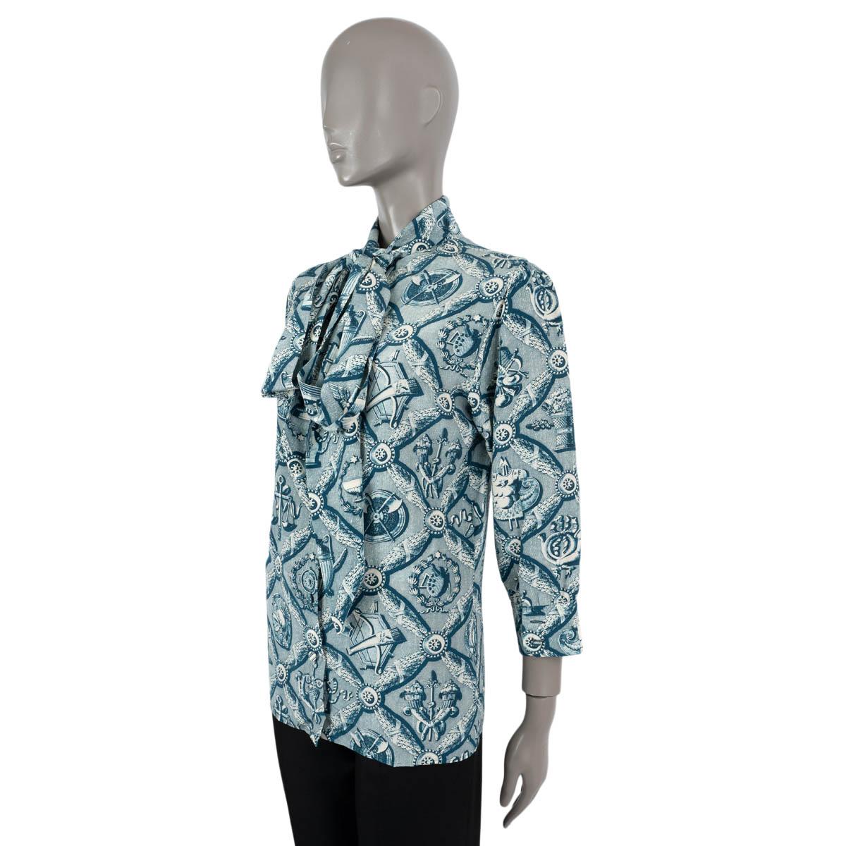 GUCCI petrol blue silk 2016 PRINTED PUSSY BOW Blouse Shirt 40 S In Excellent Condition For Sale In Zürich, CH