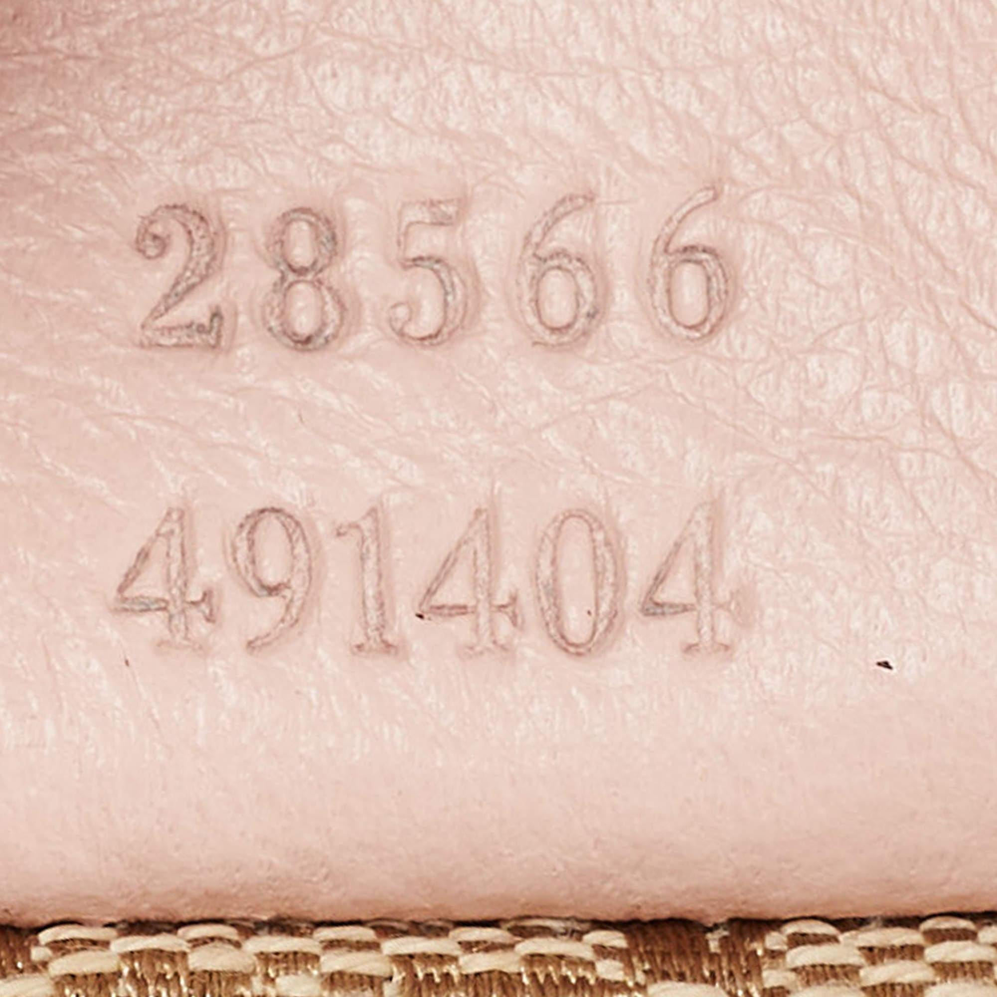 Gucci Rosa/Beige GG Gürteltasche aus Segeltuch und Leder mit doppelter Tasche Damen im Angebot