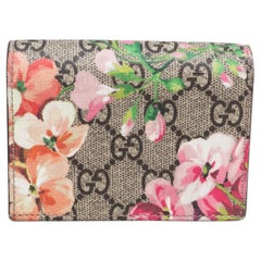 Gucci Wallet GG Supreme Blooms Pink