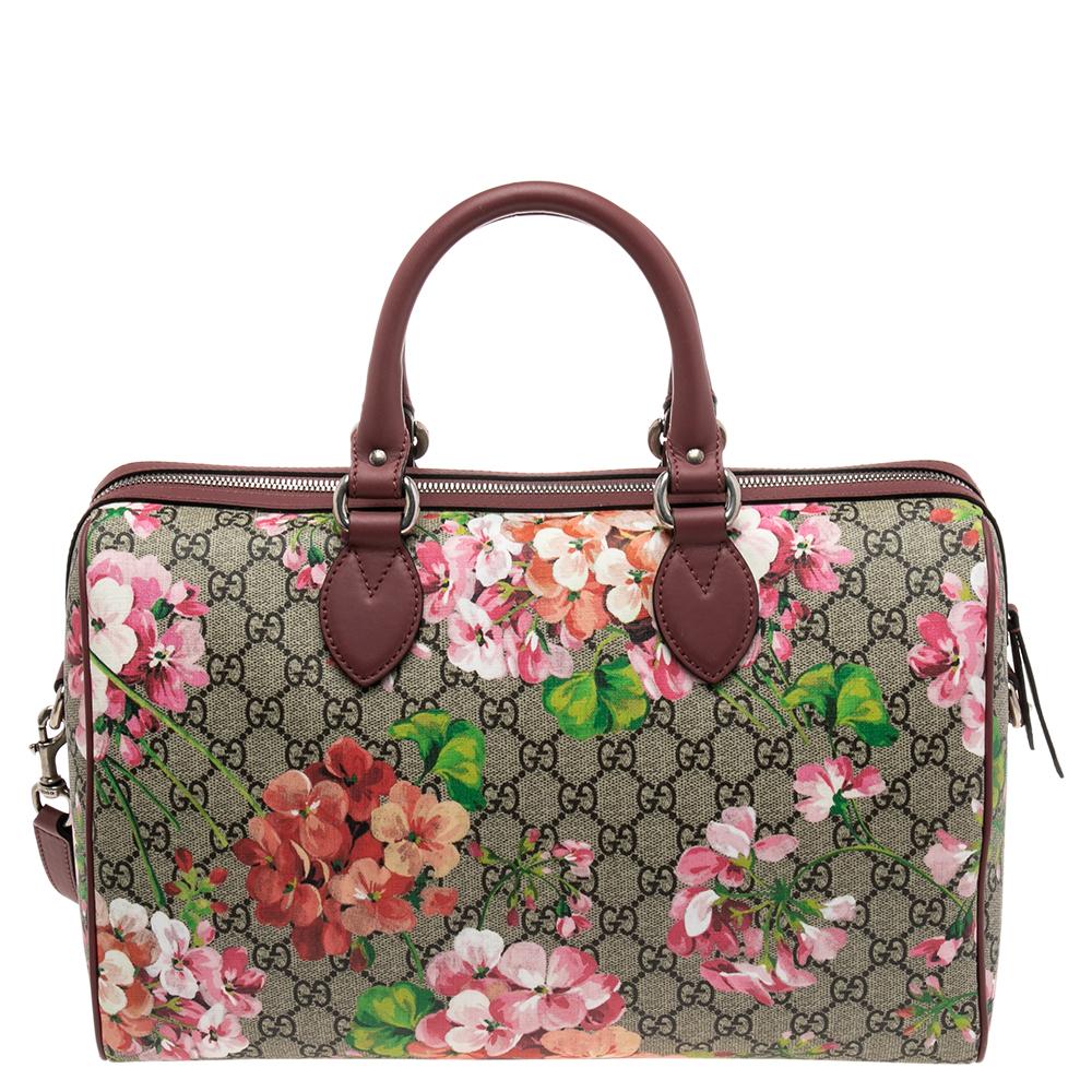 Gucci Pink/Beige GG Supreme Canvas Medium Blooms Boston Bag In Good Condition In Dubai, Al Qouz 2