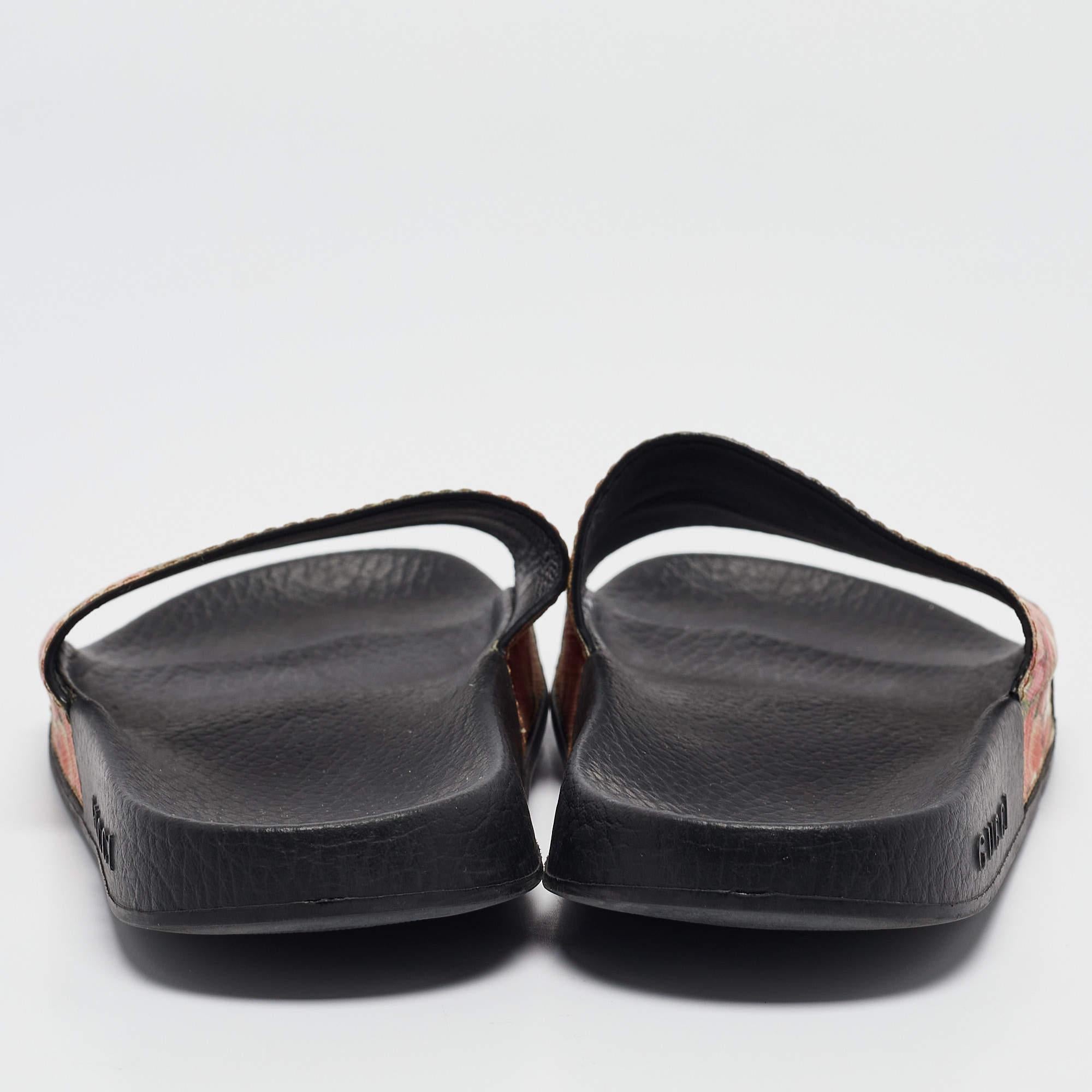 Gucci Pink/Black GG Bloom Supreme Canvas Slide Flats Size 35 1