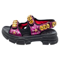 Rosa/Schwarze Aguru-Sandalen aus Mesh und Leder mit Kristallverzierung von Gucci Größe 37