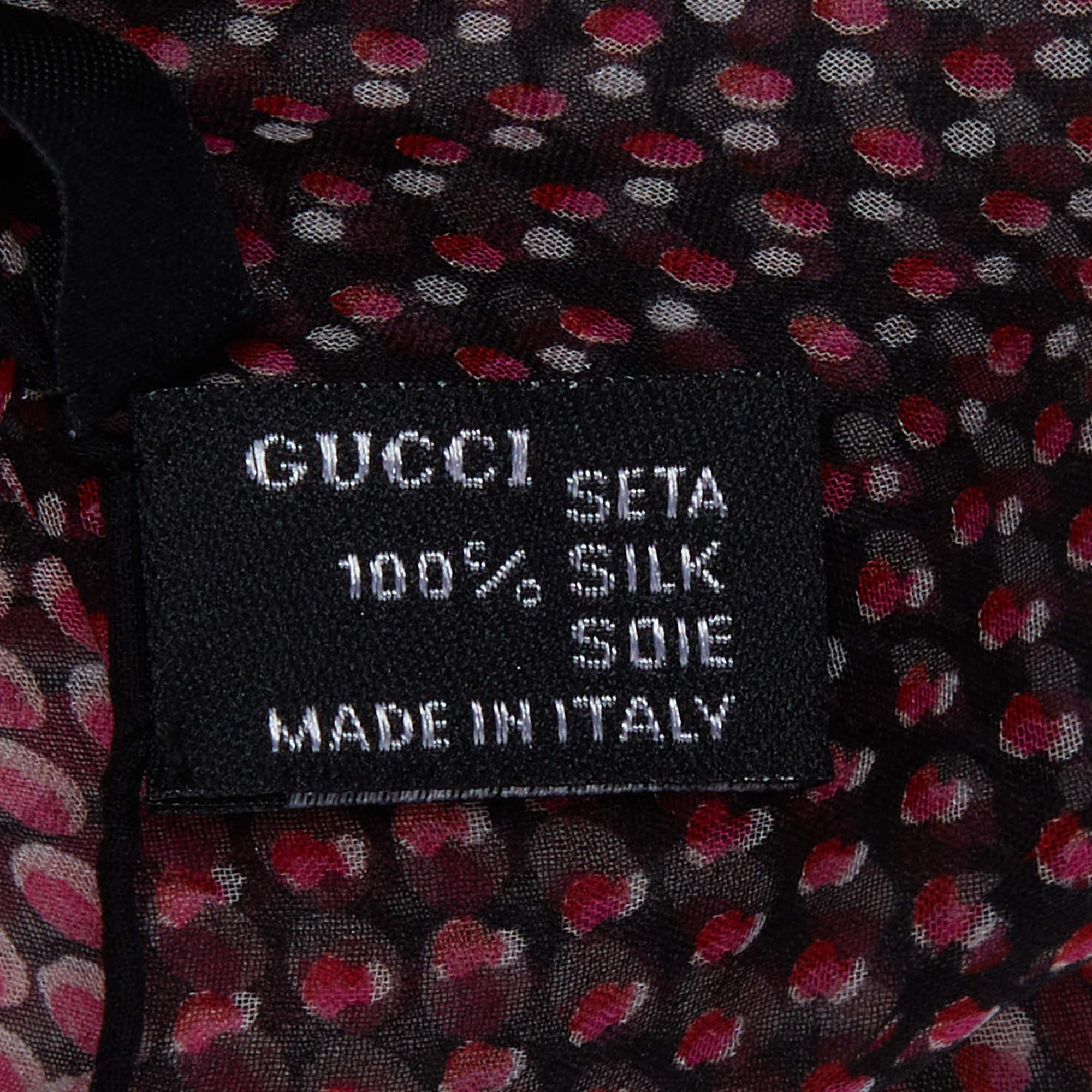 Gucci Pink/Black Optical Illusion Print Silk Chiffon Stole For Sale 1