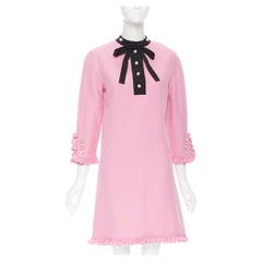 GUCCI Rosa Schwarz Perlen Kristallknöpfe Fliege Rüschenbesatz Cocktailkleid IT42