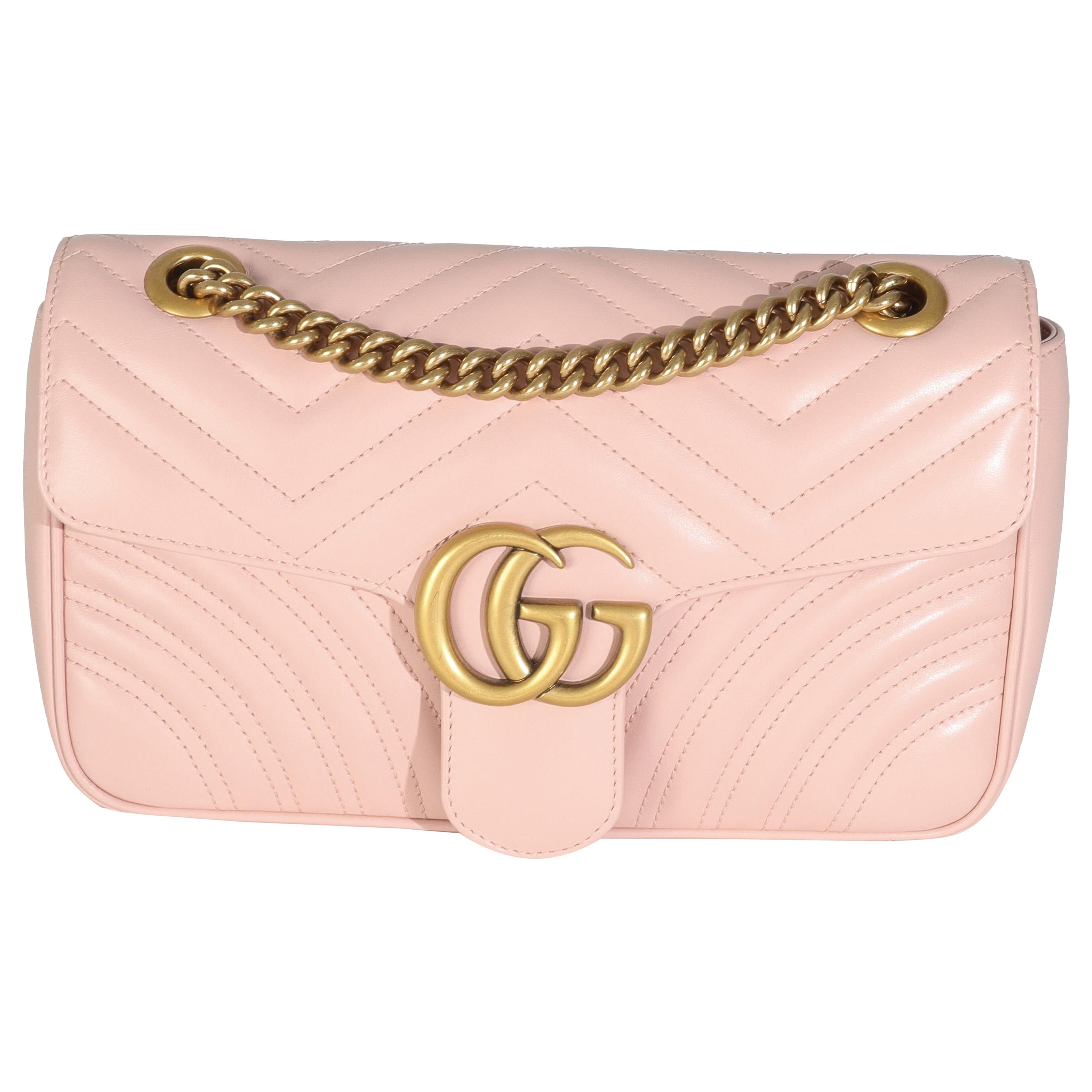 Gucci Borsa a tracolla piccola GG Marmont in pelle di vitello rosa Matelasse