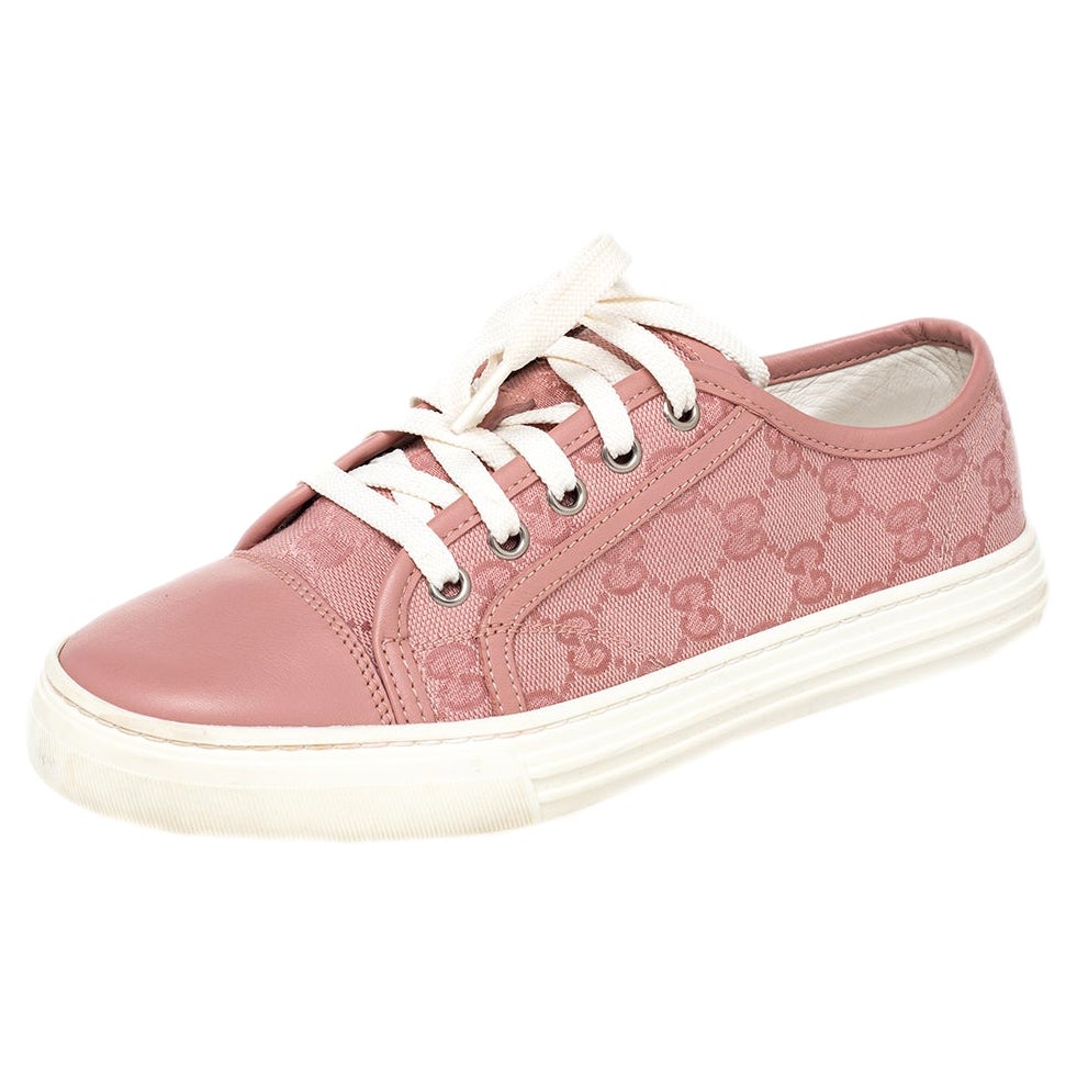 Gucci Rosa GG Low Top Turnschuhe aus Segeltuch und Leder Größe 36,5