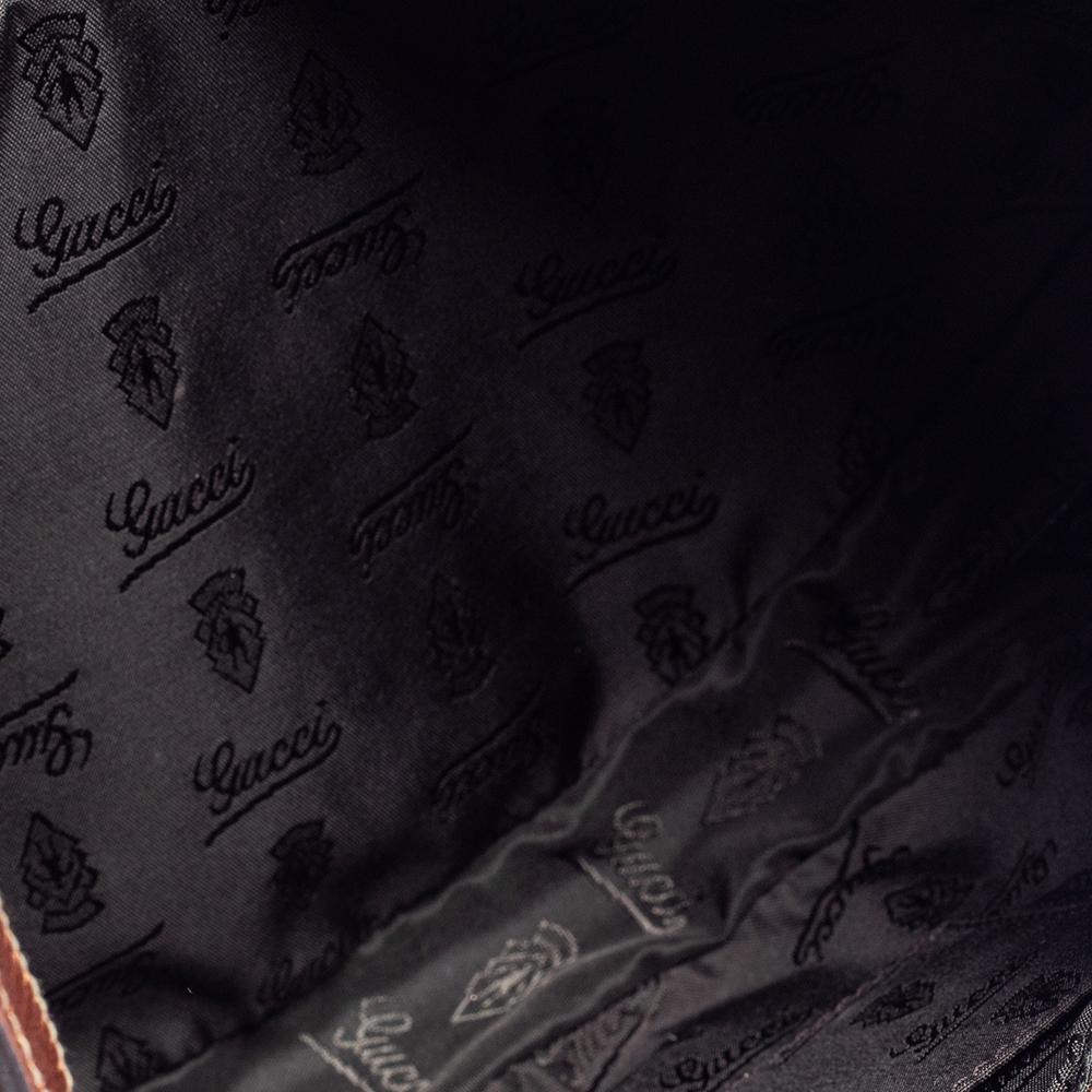 Bolso hobo Duchessa de lona recubierta de cristales GG rosa de Gucci 4