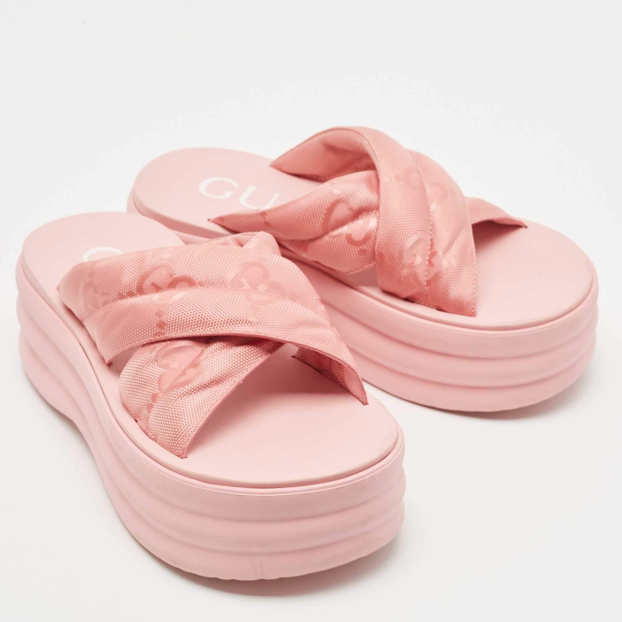 Women's Gucci Pink GG Fabric Platform Slides