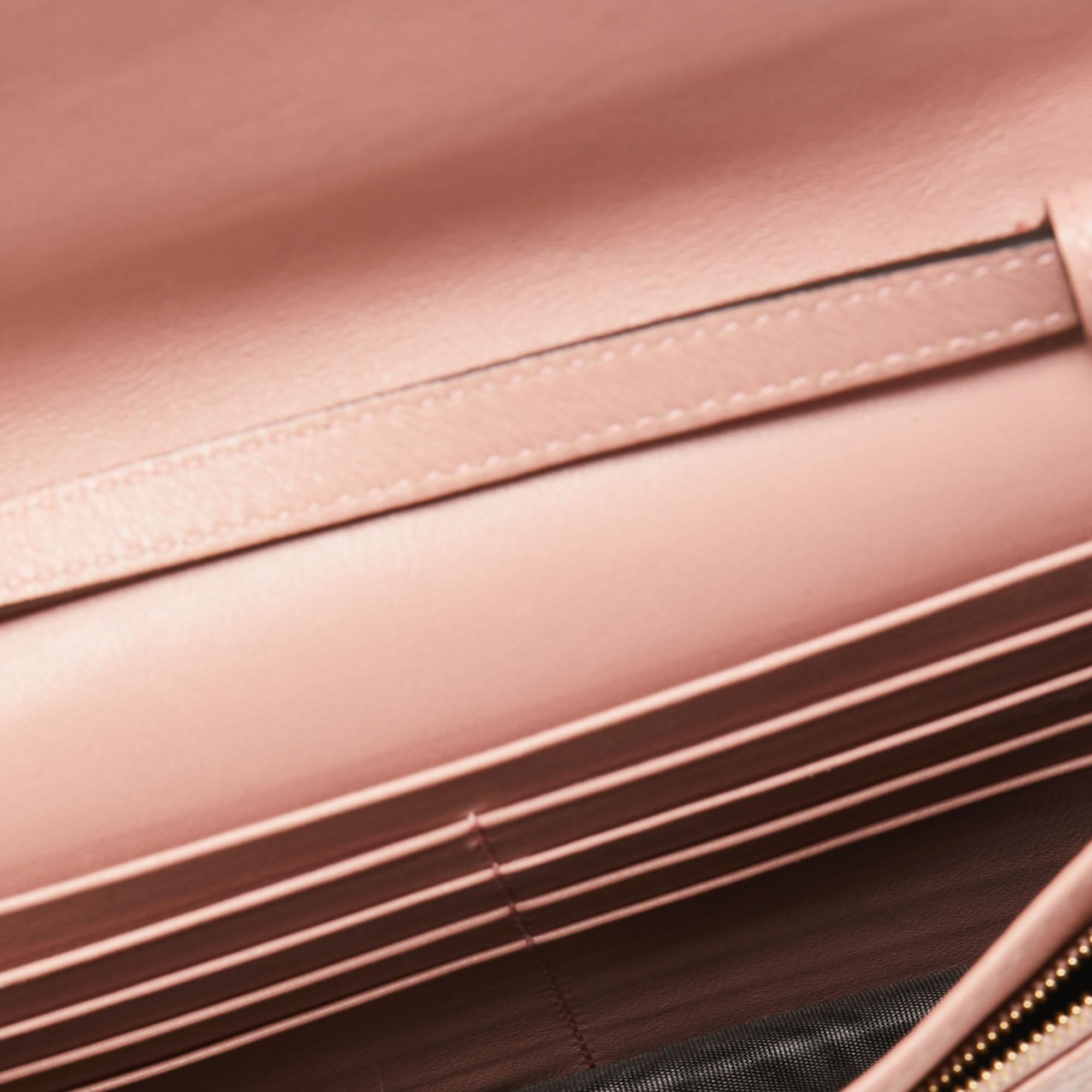 Gucci Pink Guccissima Leather Crossbody Wallet On Chain 1
