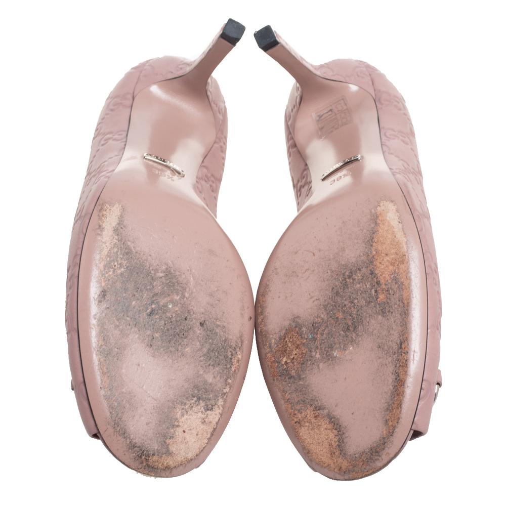 Beige Gucci Pink Guccissima Leather Horsebit Peep Toe Pumps Size 39.5