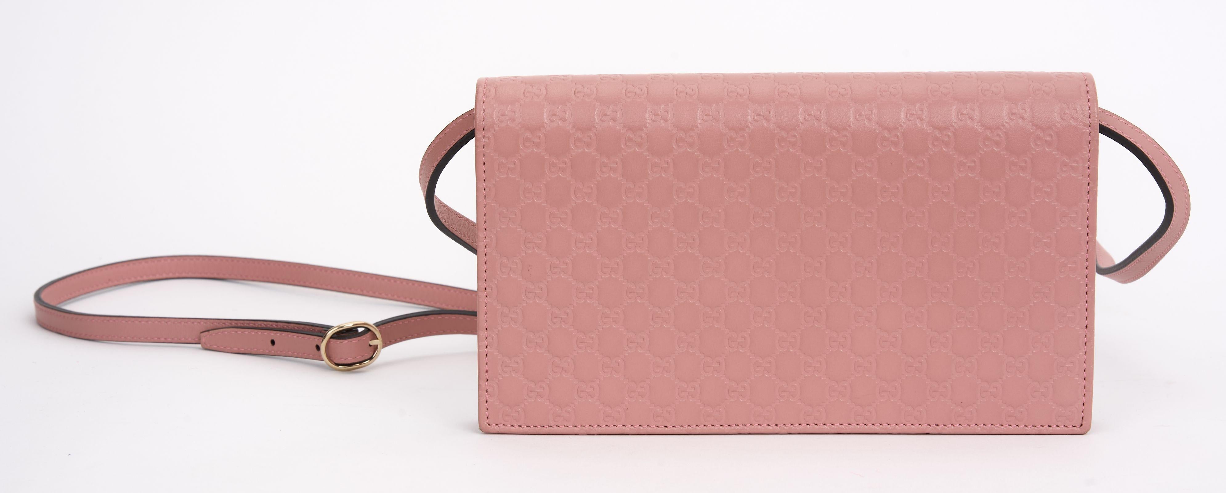 Gucci Pink Guccissima New Cross Body In New Condition For Sale In West Hollywood, CA
