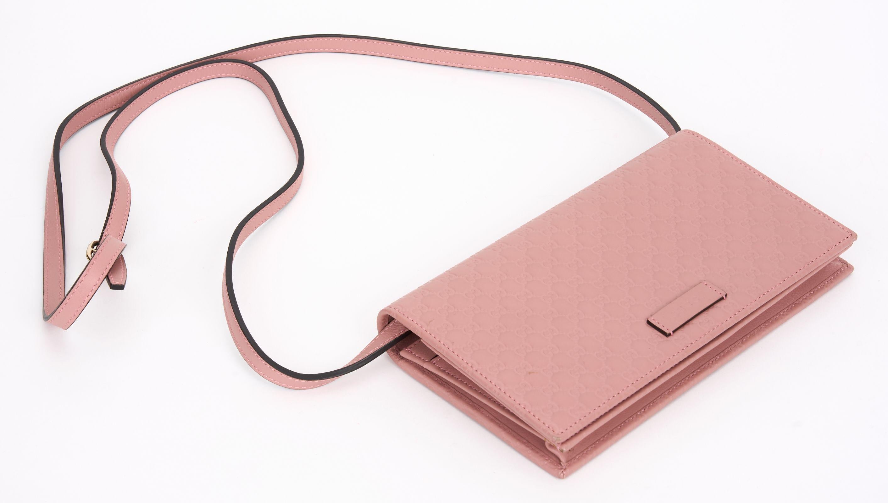 Women's Gucci Pink Guccissima New Cross Body For Sale