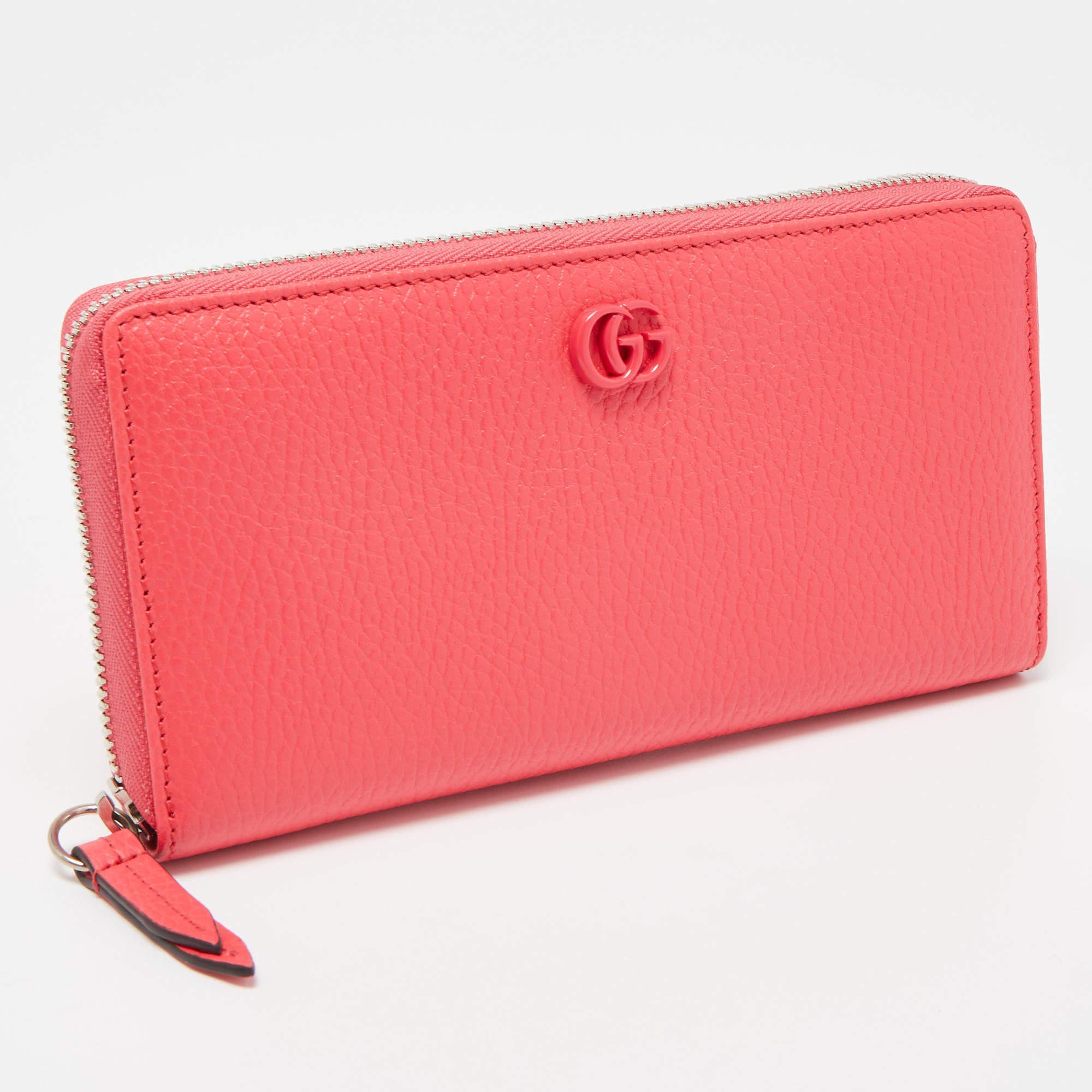 Gucci Pink Leather Double G Zip Around Continental Wallet In New Condition In Dubai, Al Qouz 2
