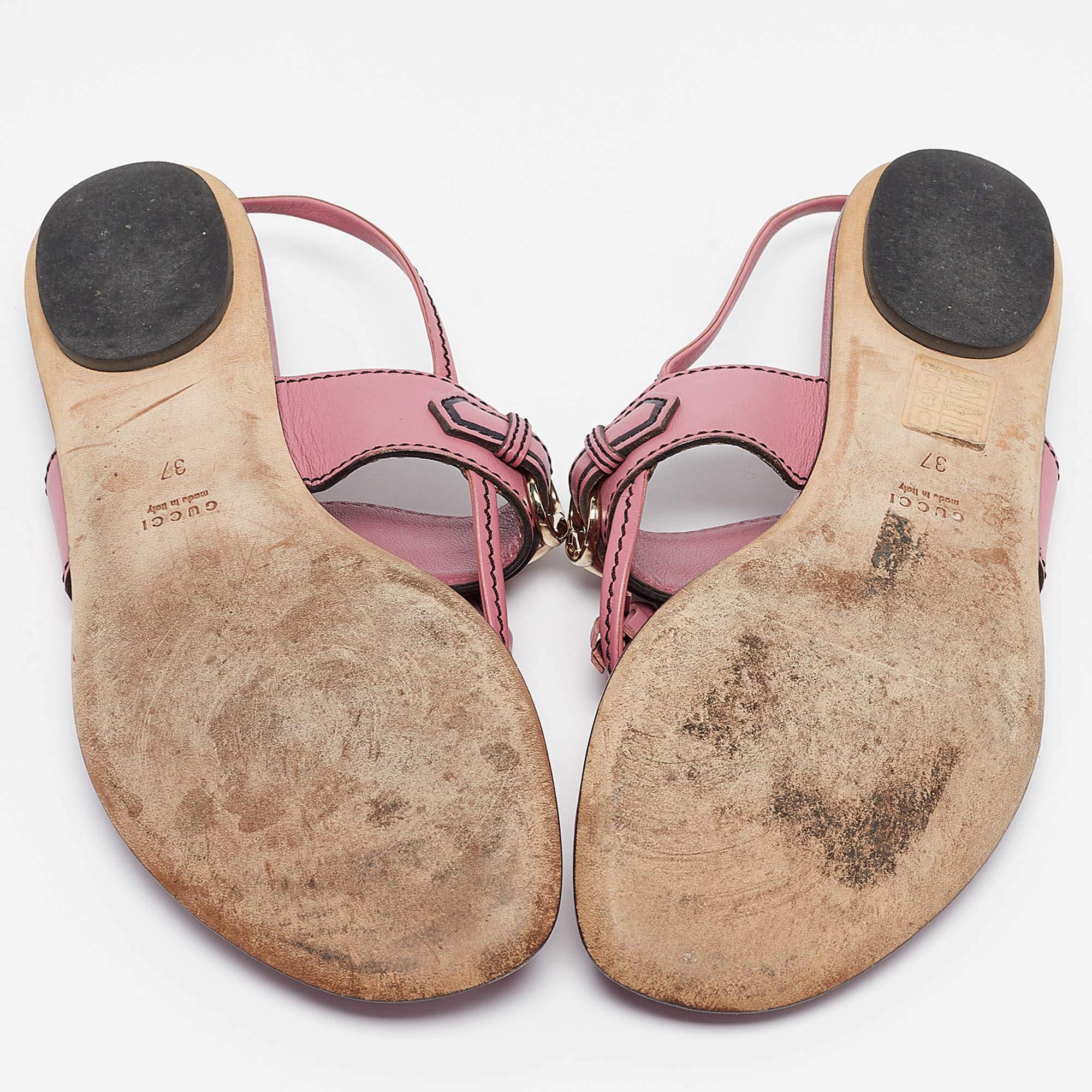 Gucci sandales à franges en cuir rose Taille  37 en vente 1