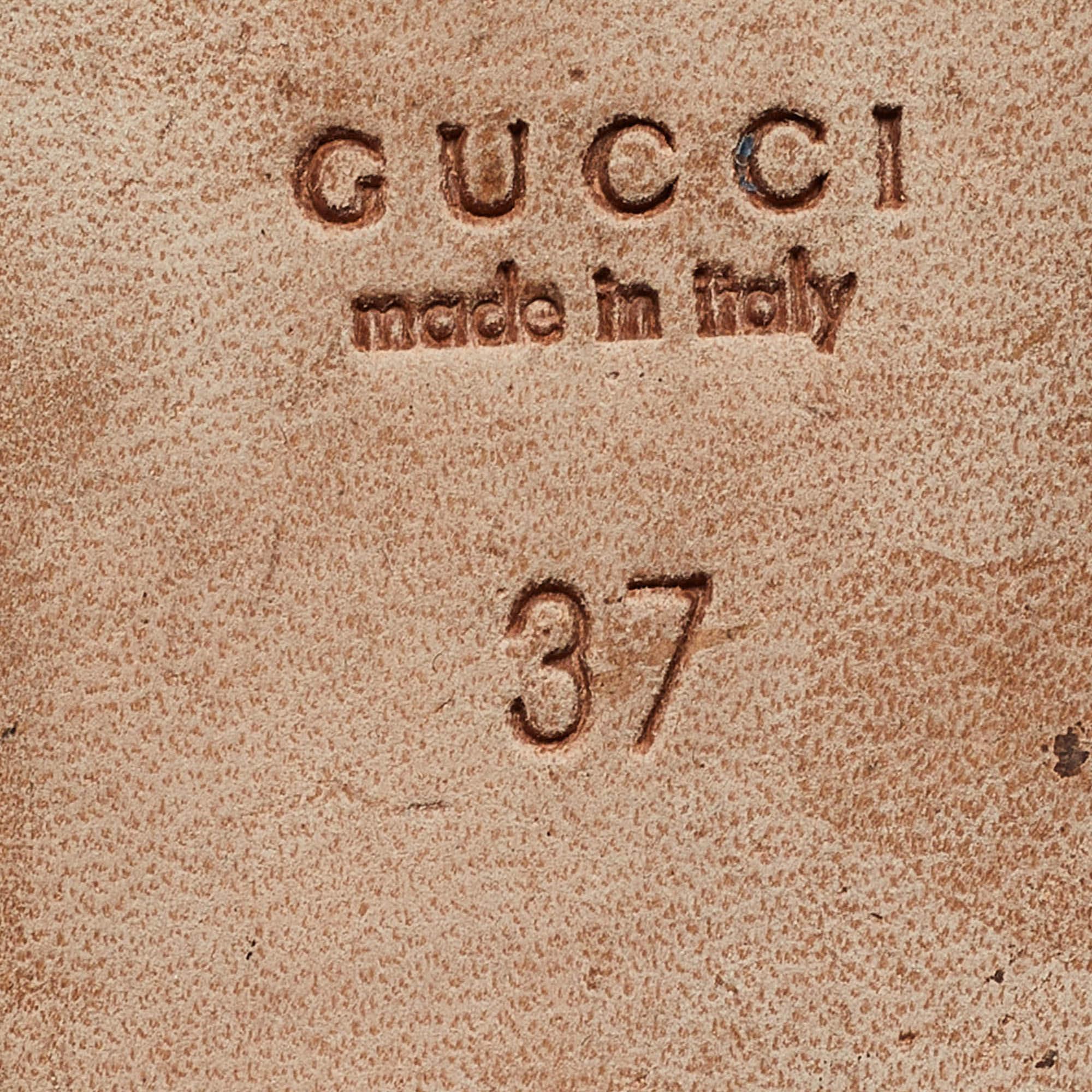 Gucci sandales à franges en cuir rose Taille  37 en vente 3