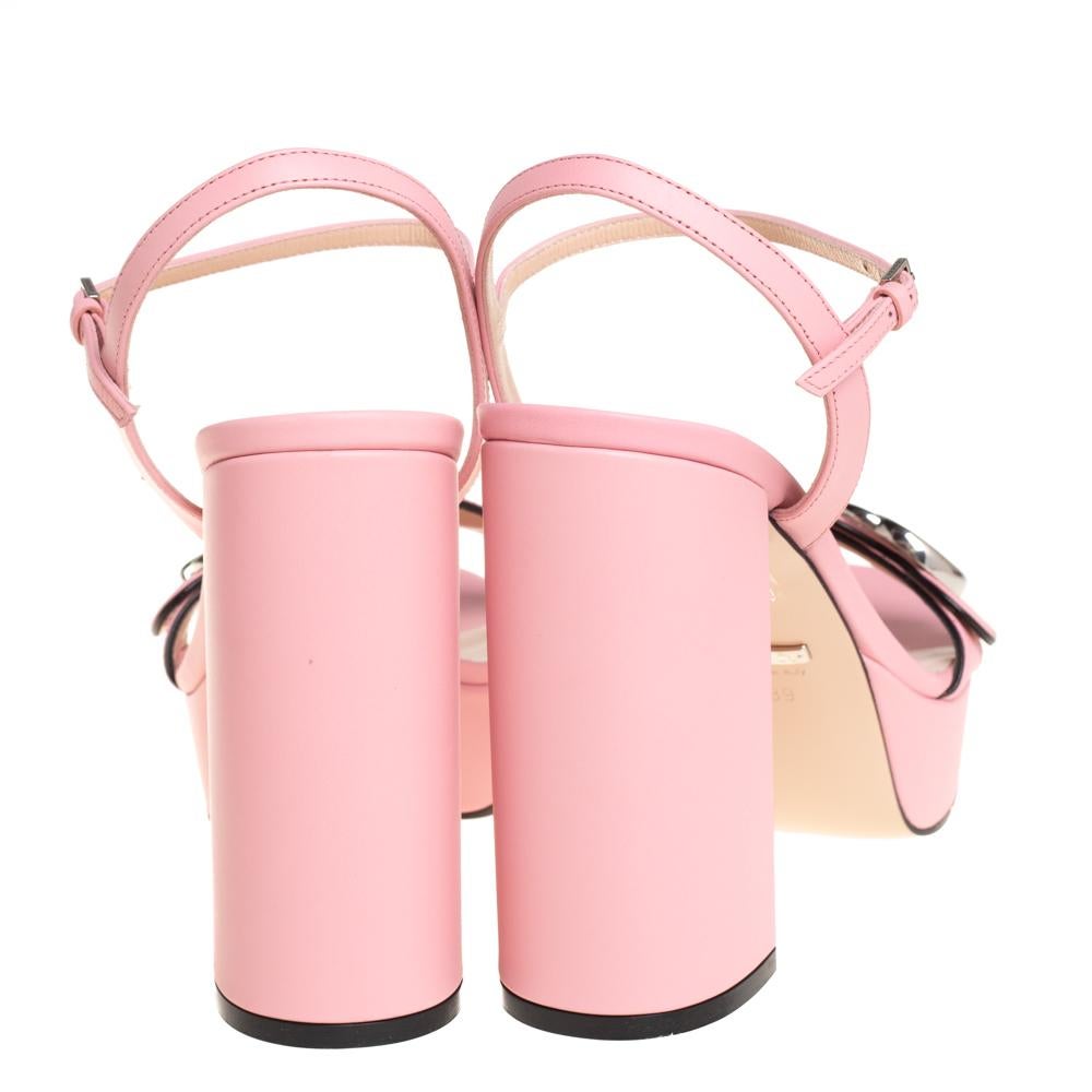 Gucci Pink Leather GG Marmont Ankle Strap Sandals Size 39 In New Condition In Dubai, Al Qouz 2