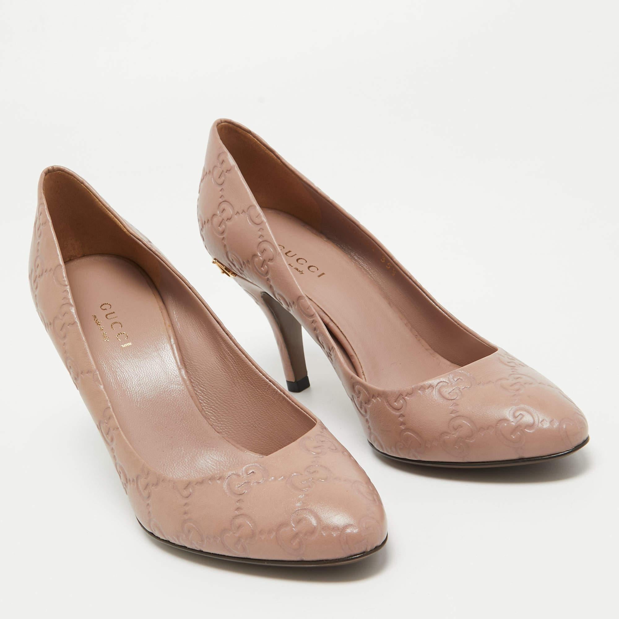 Gucci Pink Leather Guccissima Pumps Size 35.5 For Sale 1