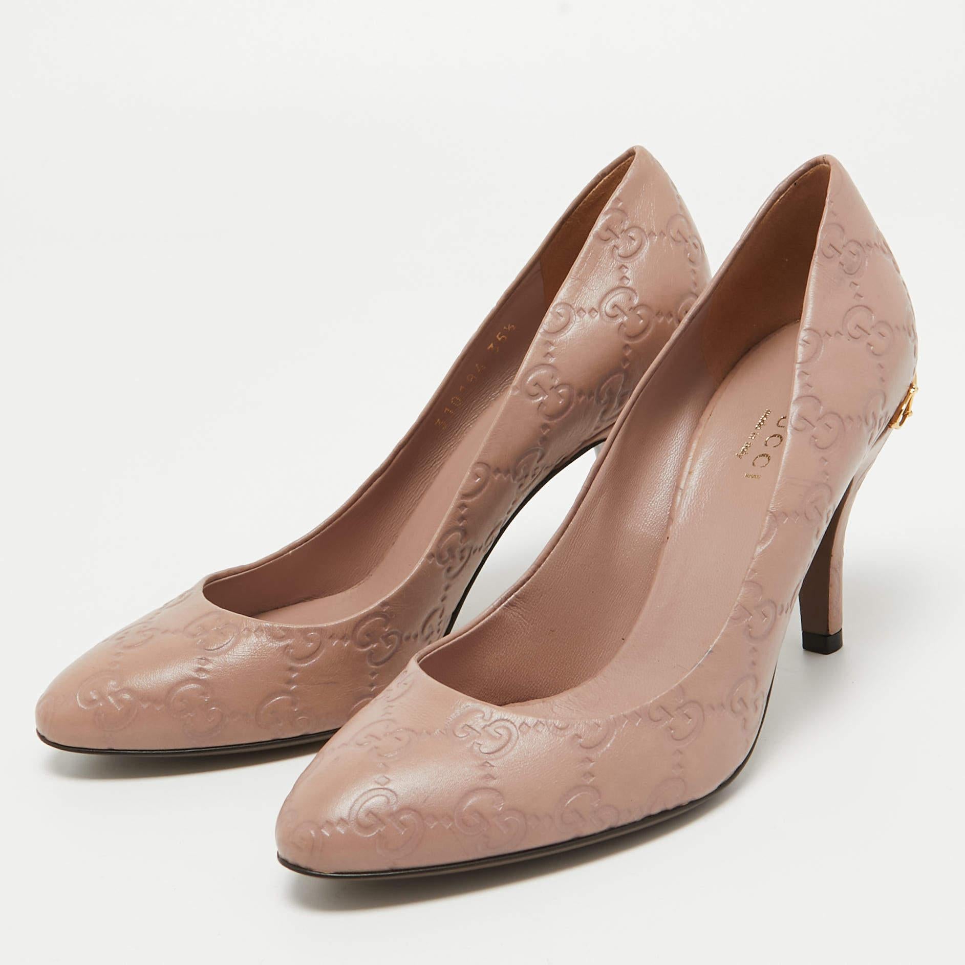 Gucci Pink Leather Guccissima Pumps Size 35.5 For Sale 4