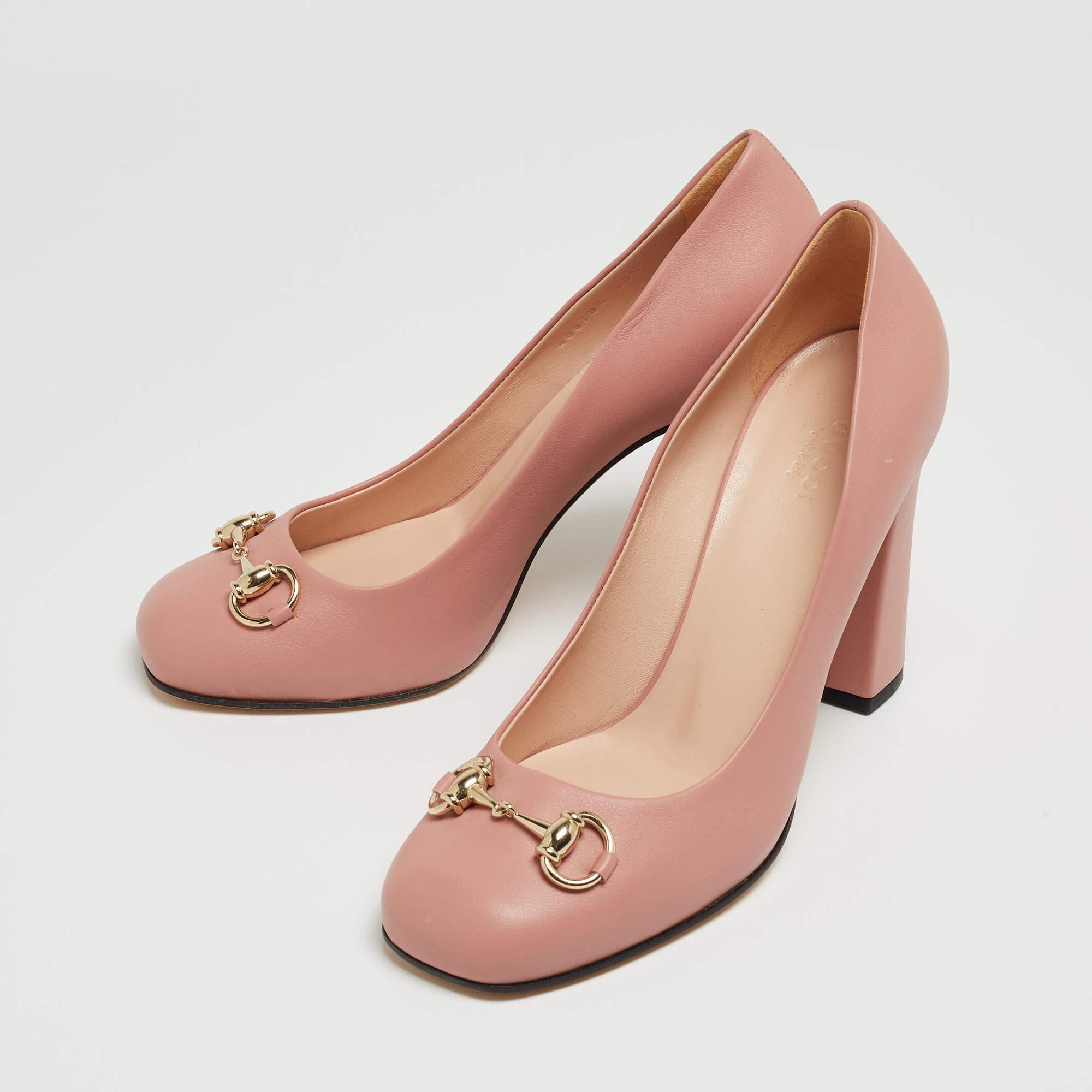 Make a chic style statement with these designer pumps. They showcase sturdy heels and durable soles, perfect for your fashionable outings!


