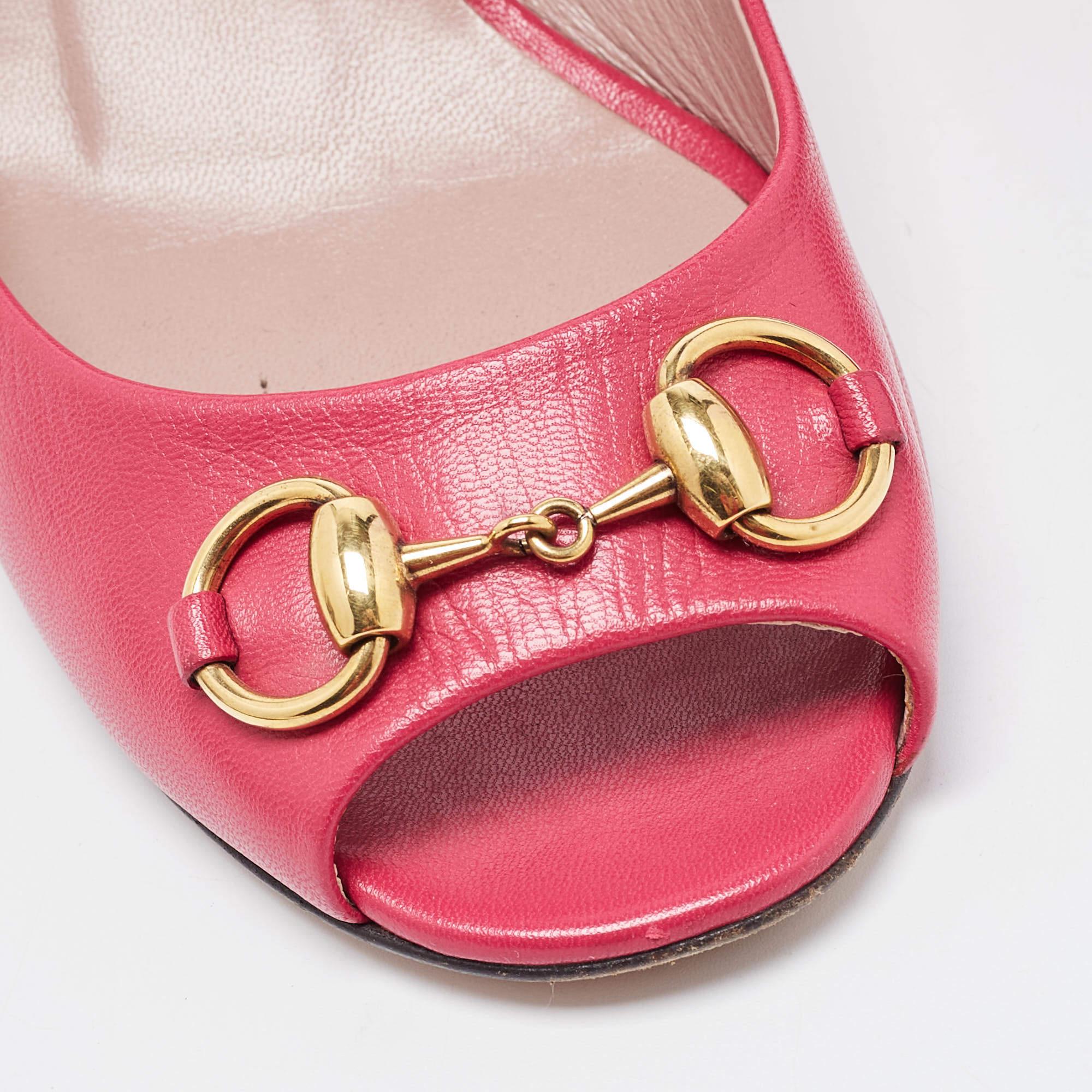 Gucci Pink Leather Horsebit Peep Toe Pumps Size 39 For Sale 1