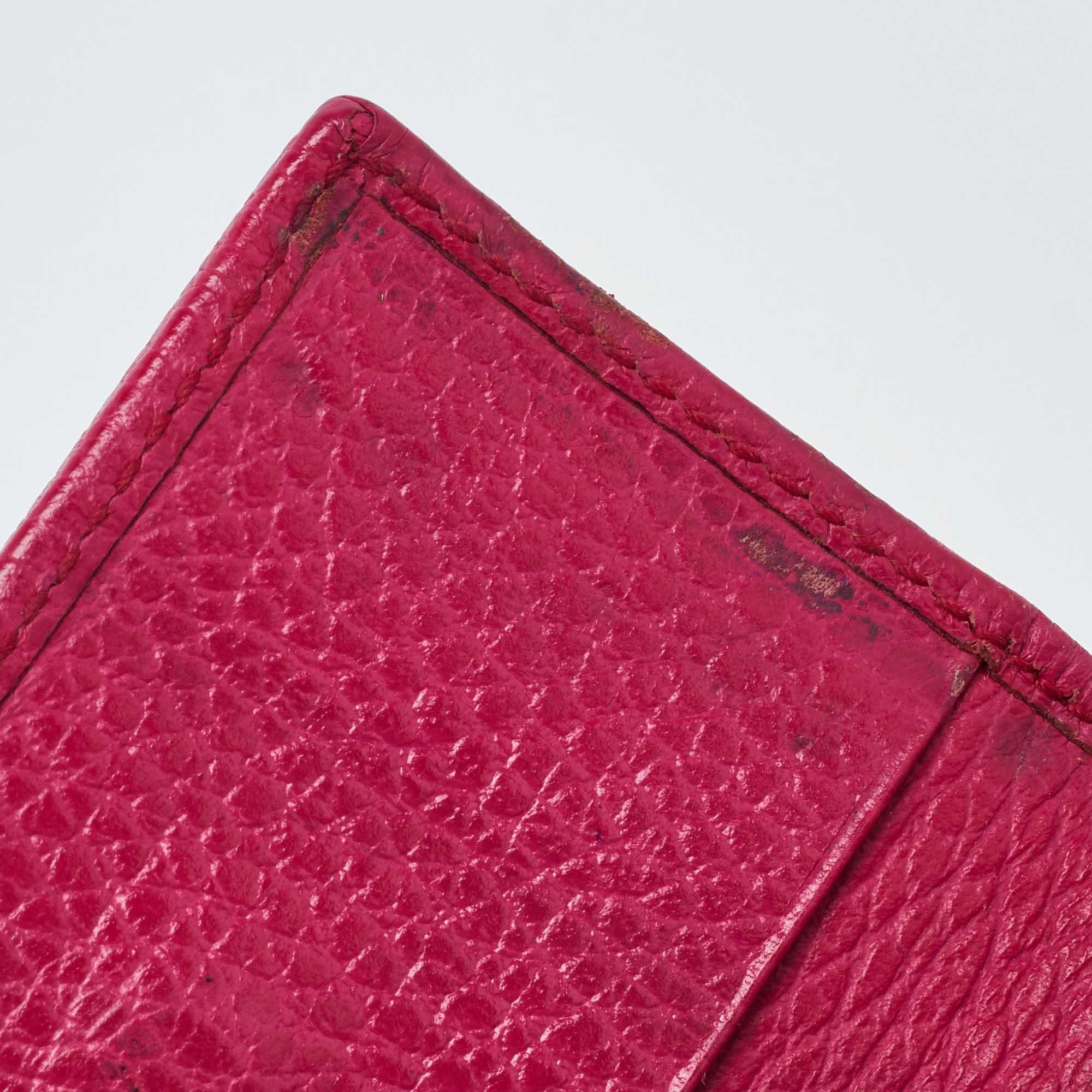 Gucci Pink Leather Key Case In Fair Condition For Sale In Dubai, Al Qouz 2