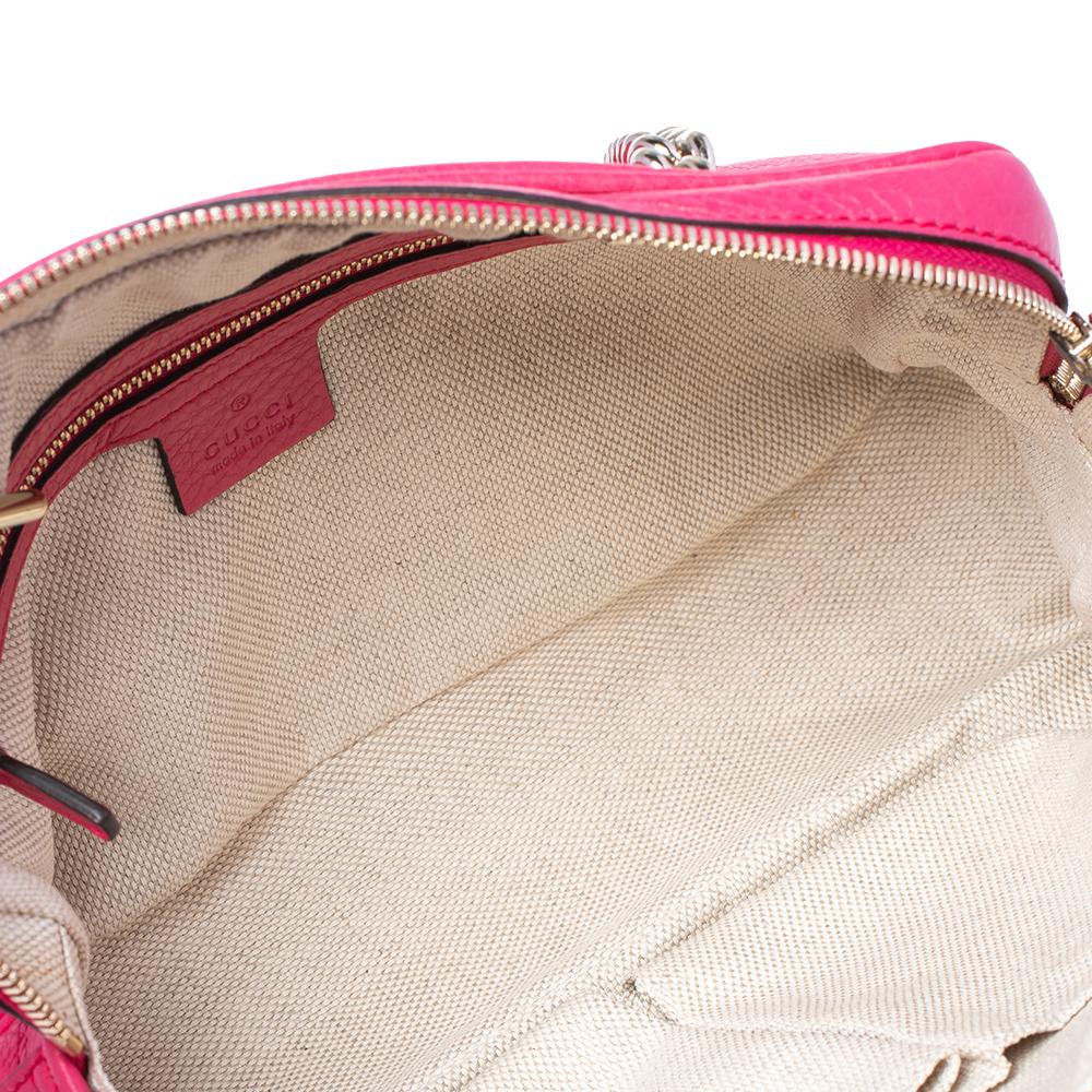 Gucci Pink Leather Medium Soho Chain Shoulder Bag In Good Condition In Dubai, Al Qouz 2