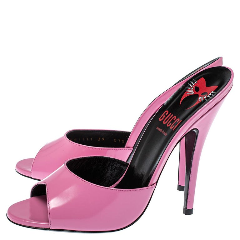 Gucci scarlet leather sandals clearance