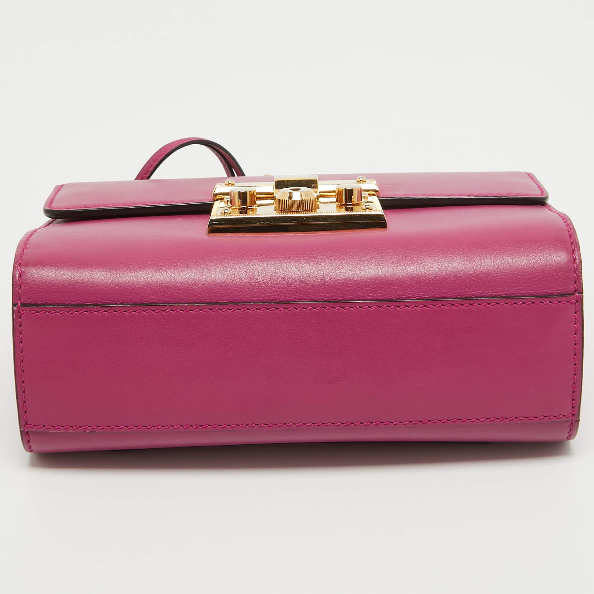 Gucci Pink Leather Small Padlock Shoulder Bag For Sale 4